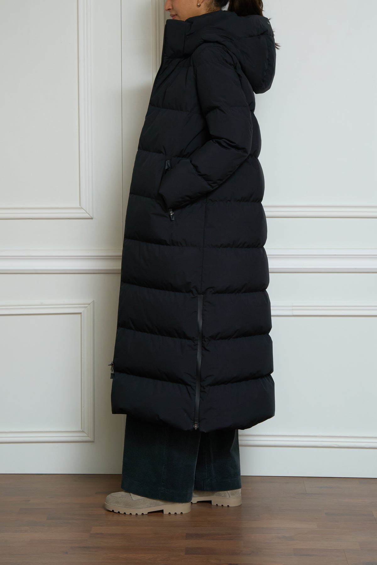 Daunenmantel in schwarz