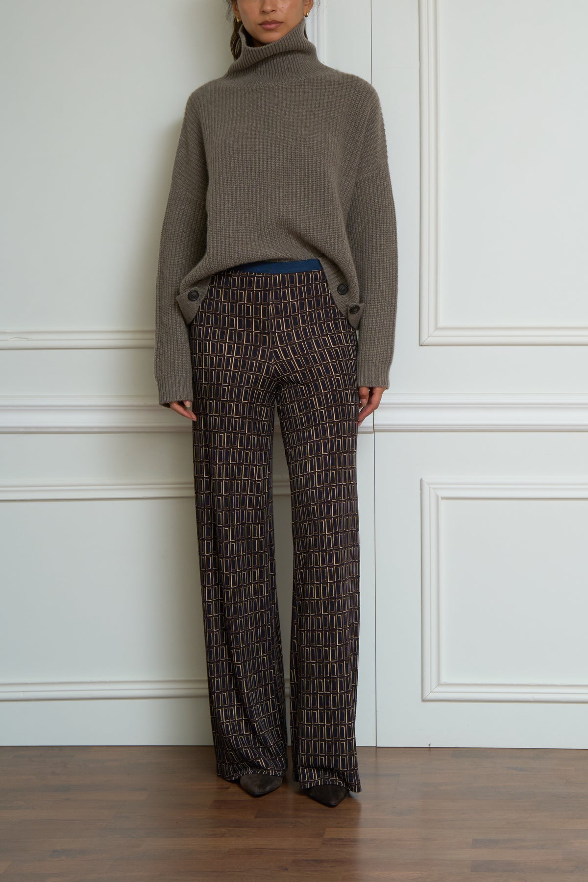 Gemusterte Hose in marine