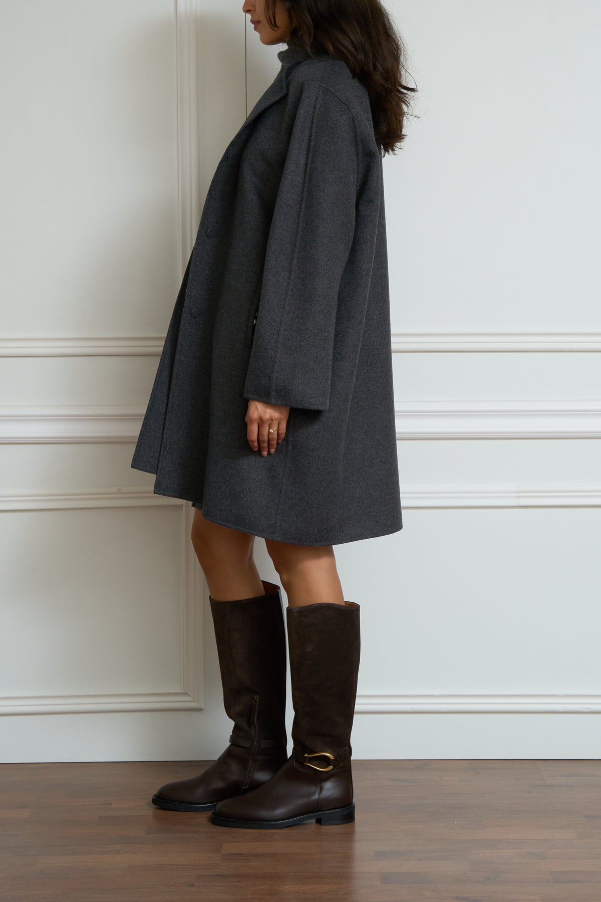 Short coat in anthracite