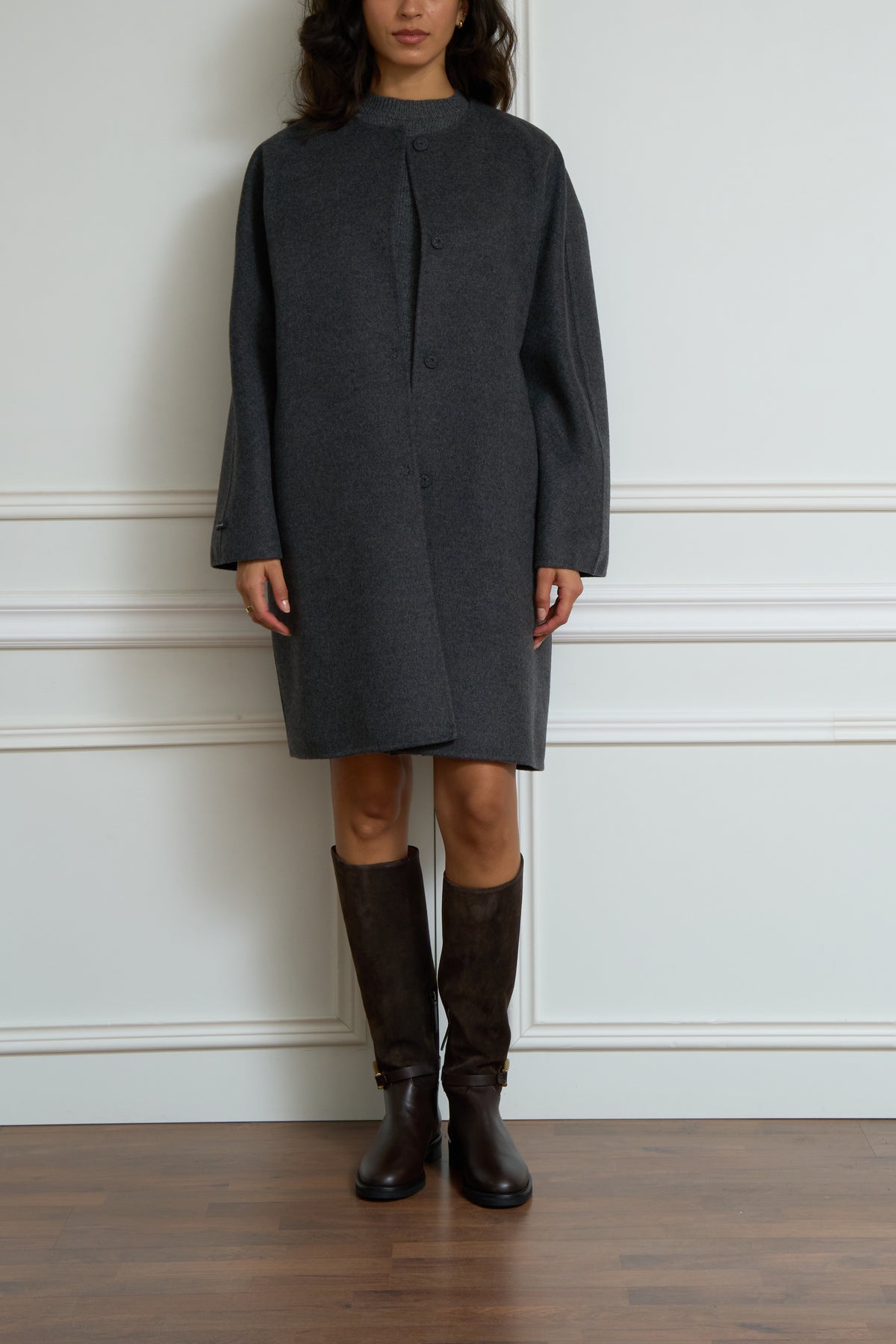 Short coat in anthracite
