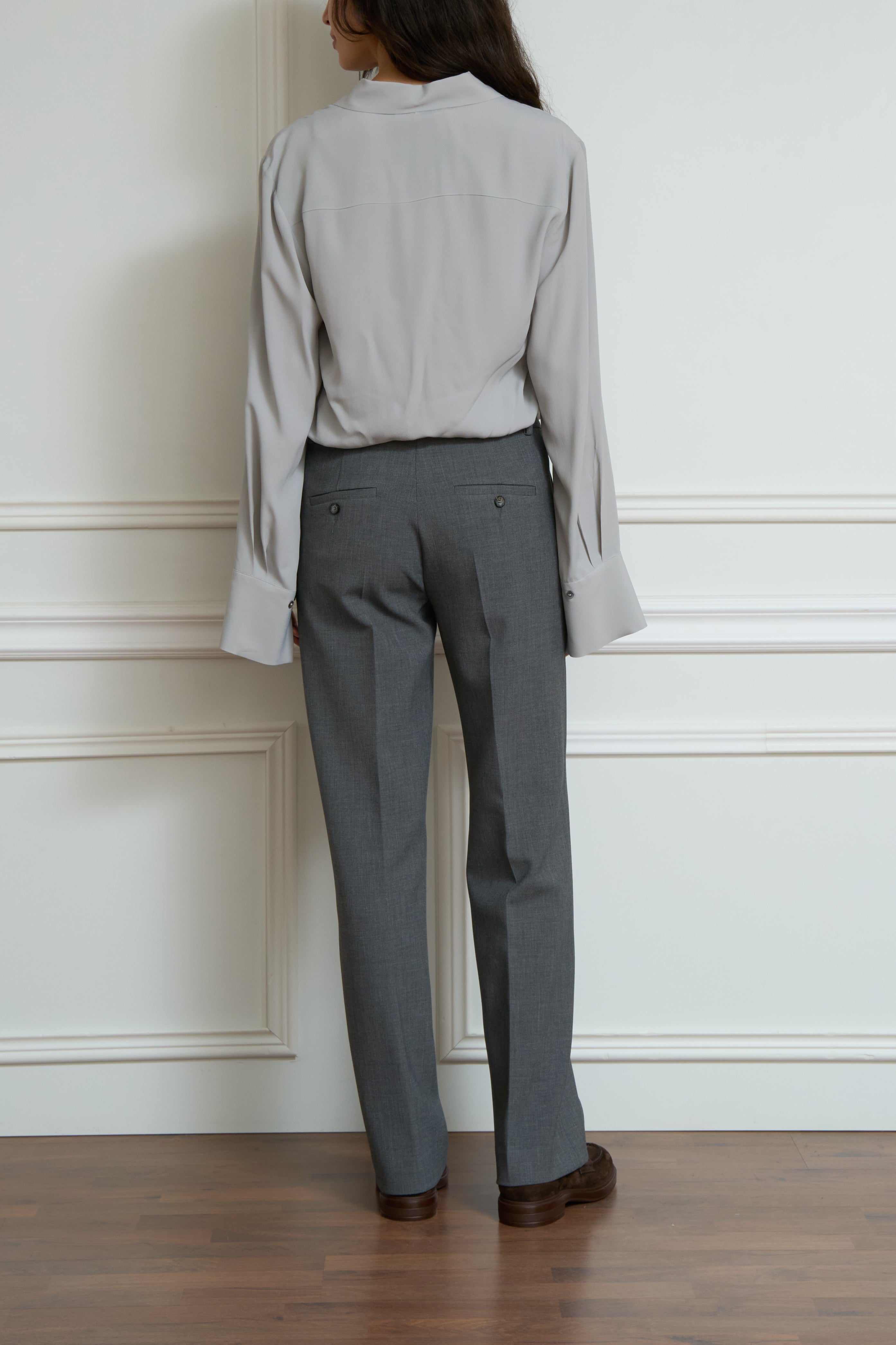 Blouse in light grey