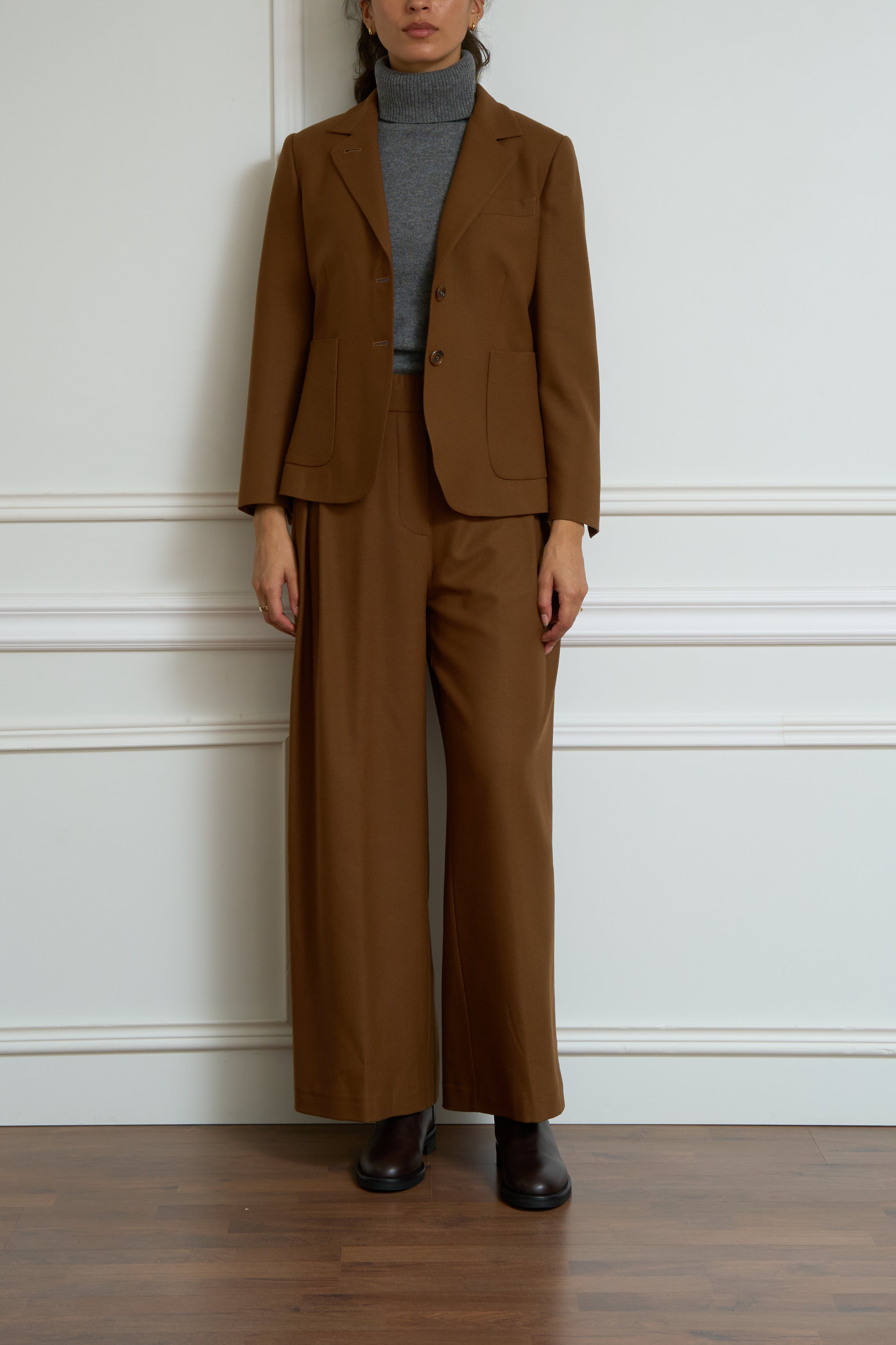Wollblazer in cognac