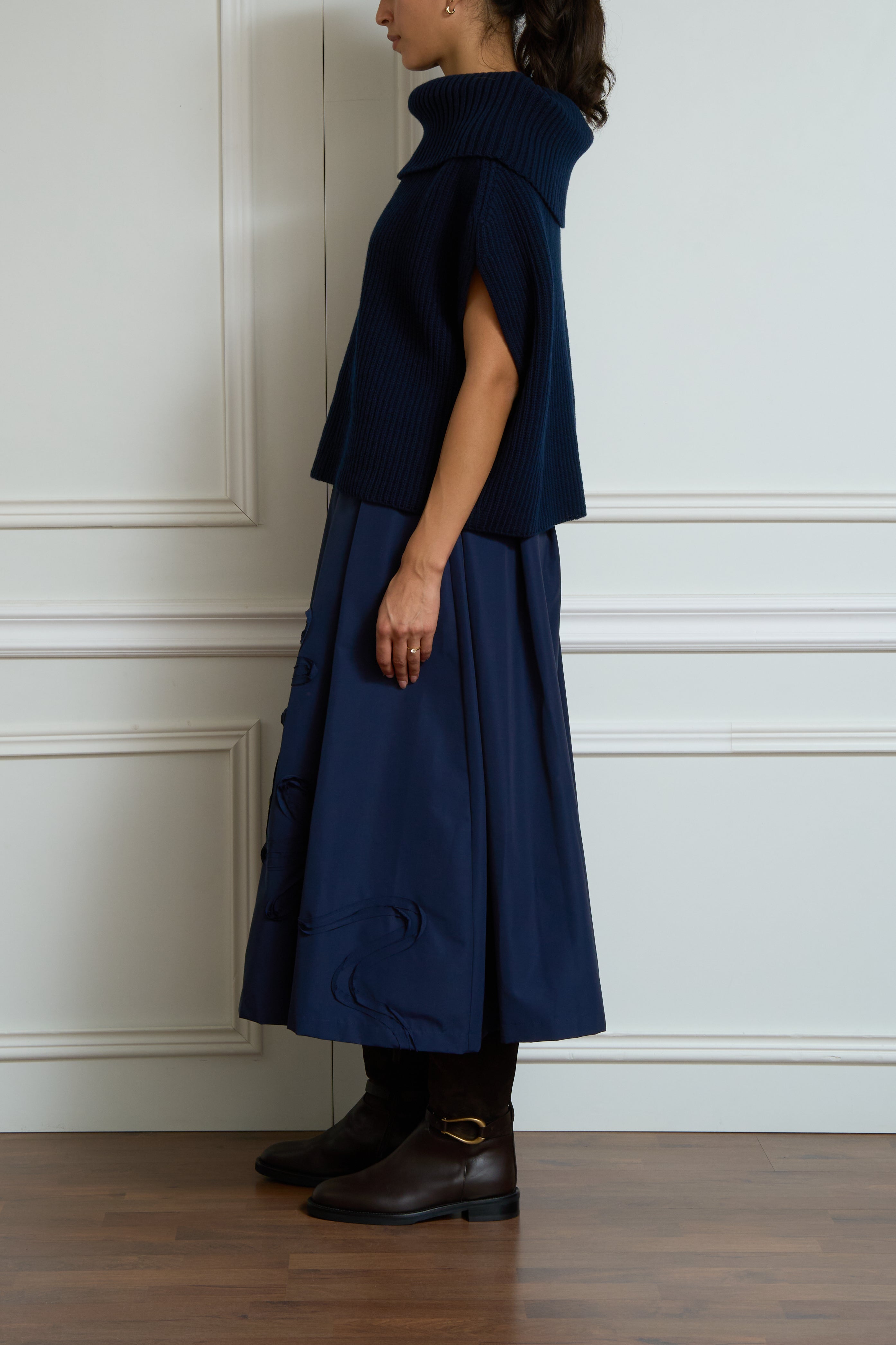 Off-Shoulder Strickpullover in marine