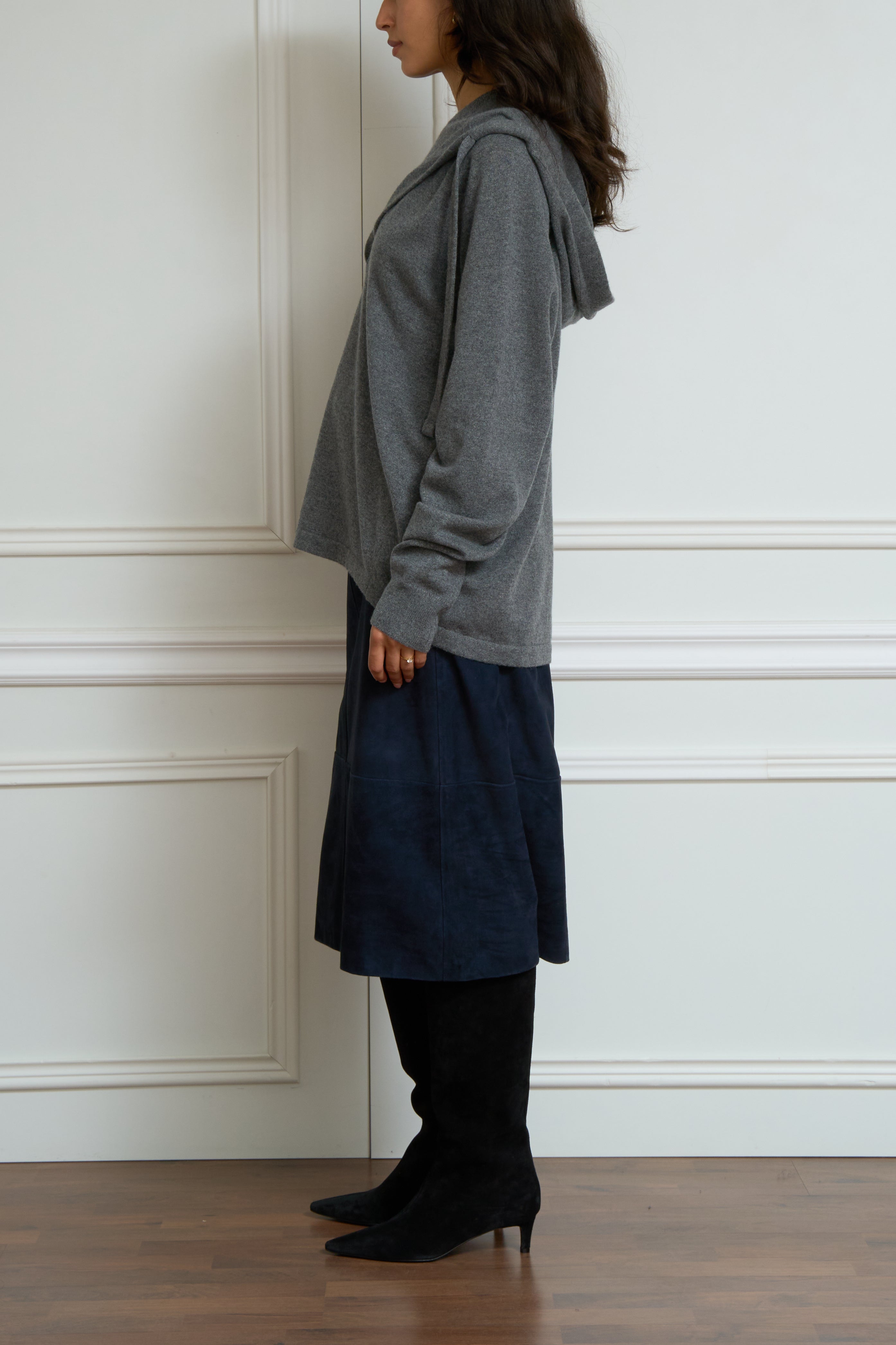 Kaschmir-Kapuzenpullover in grau