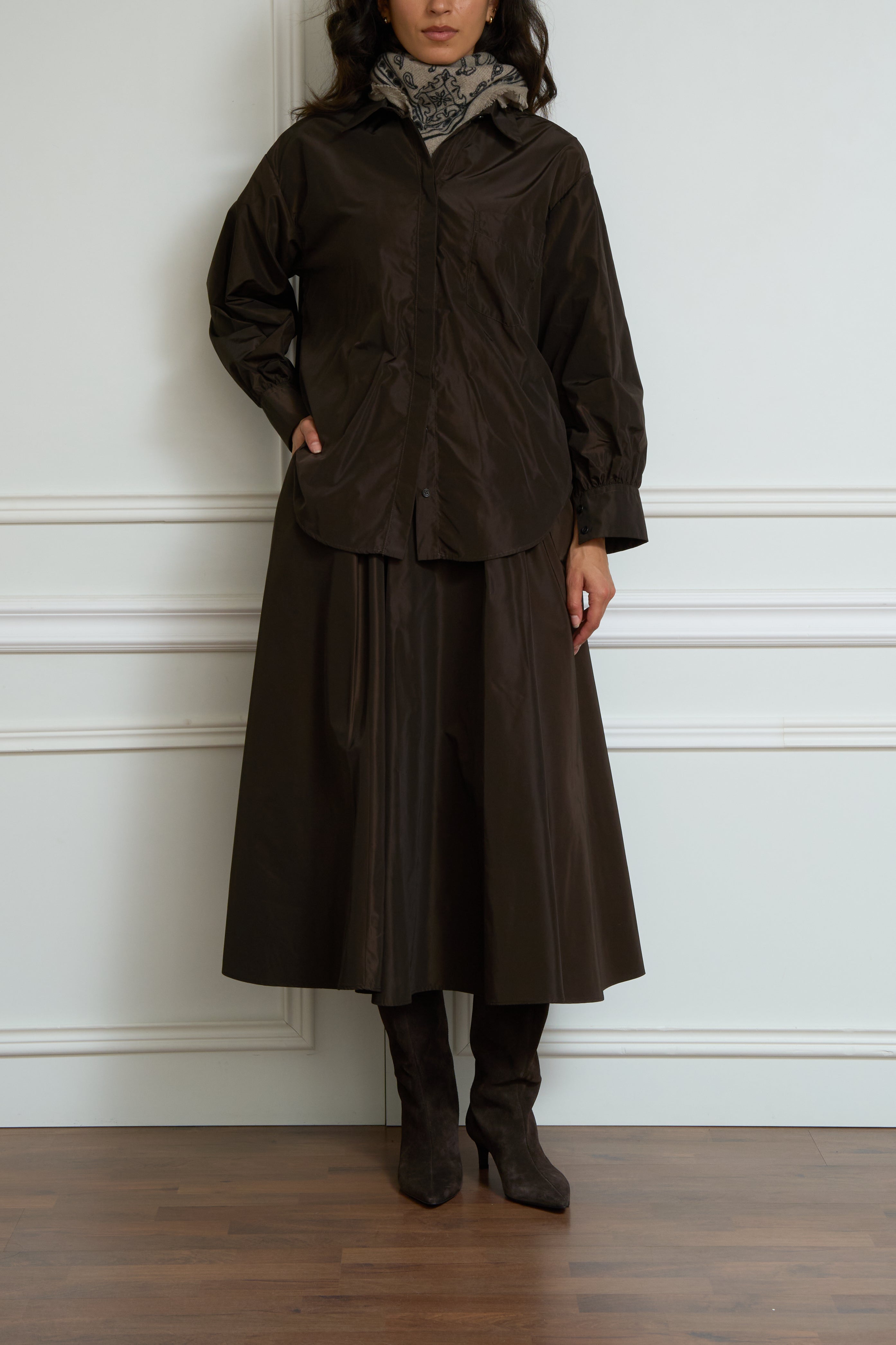 Shirt blouse in brown