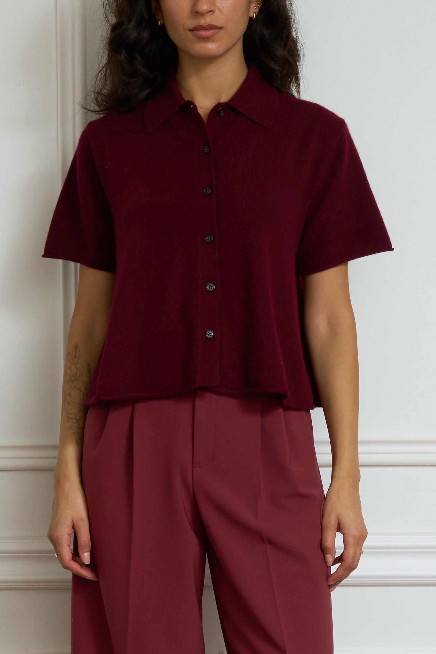 Kurzärmelige Kaschmir-Strickjacke 'Leith' in bordeaux