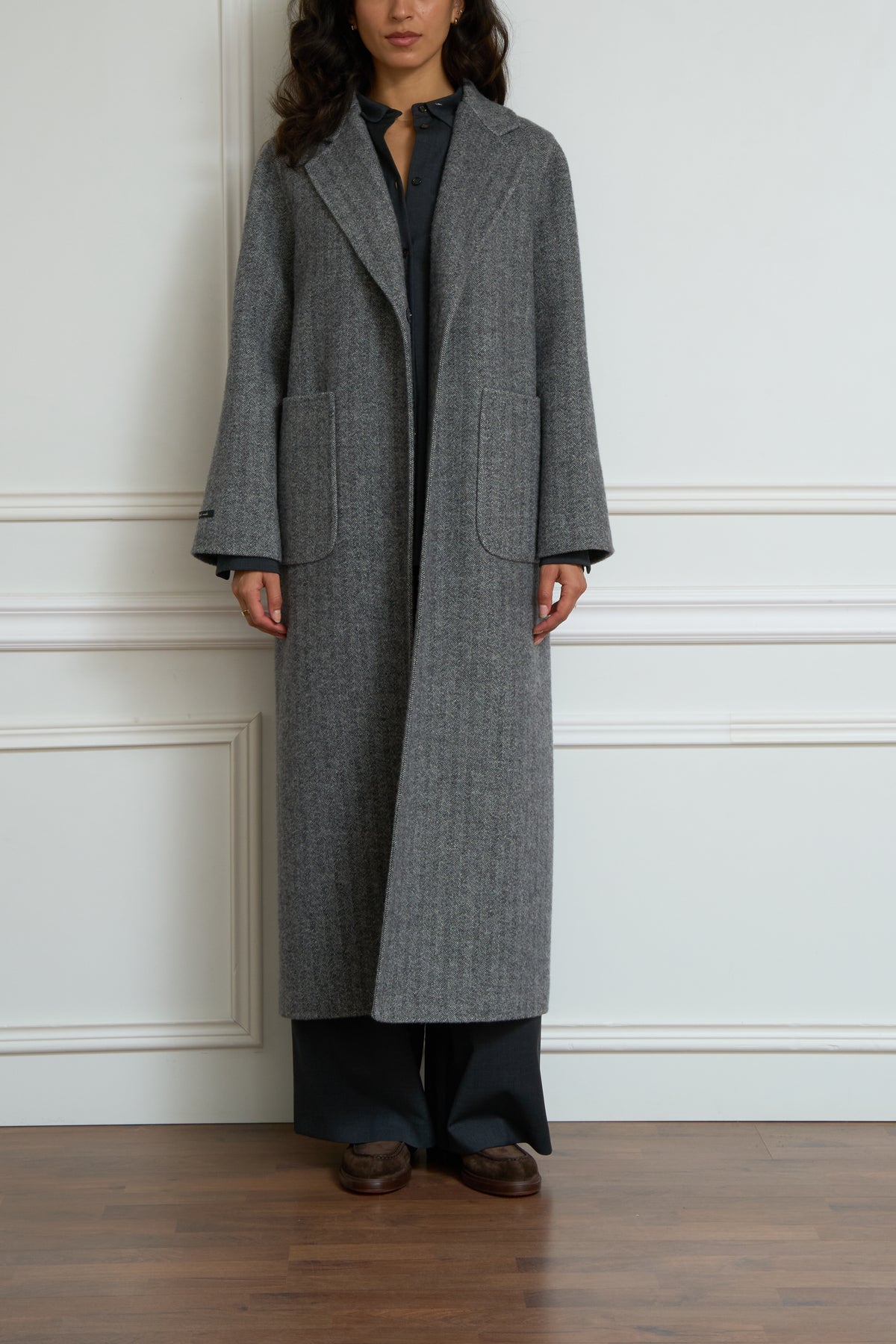 Long herringbone coat in grey