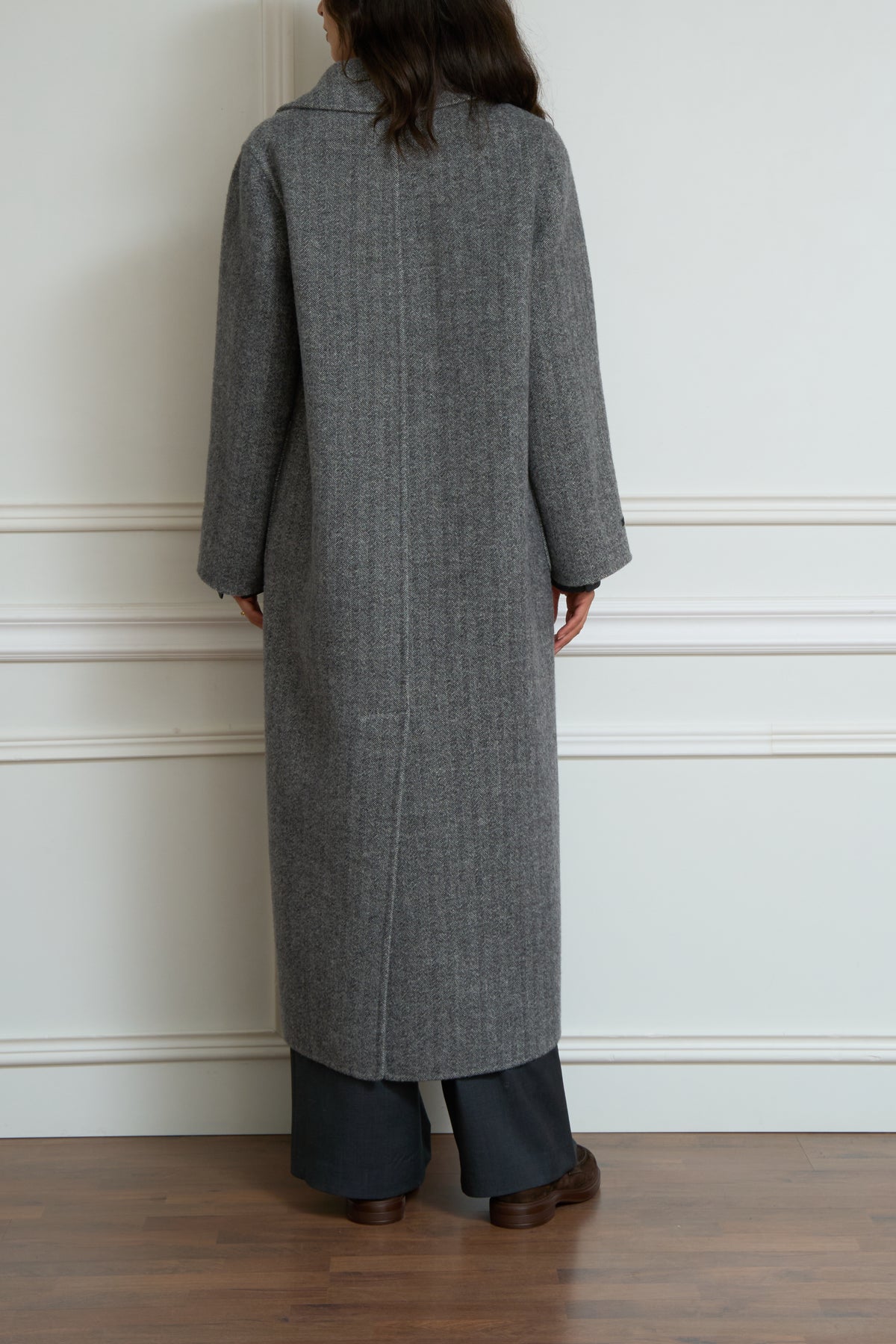 Long herringbone coat in grey