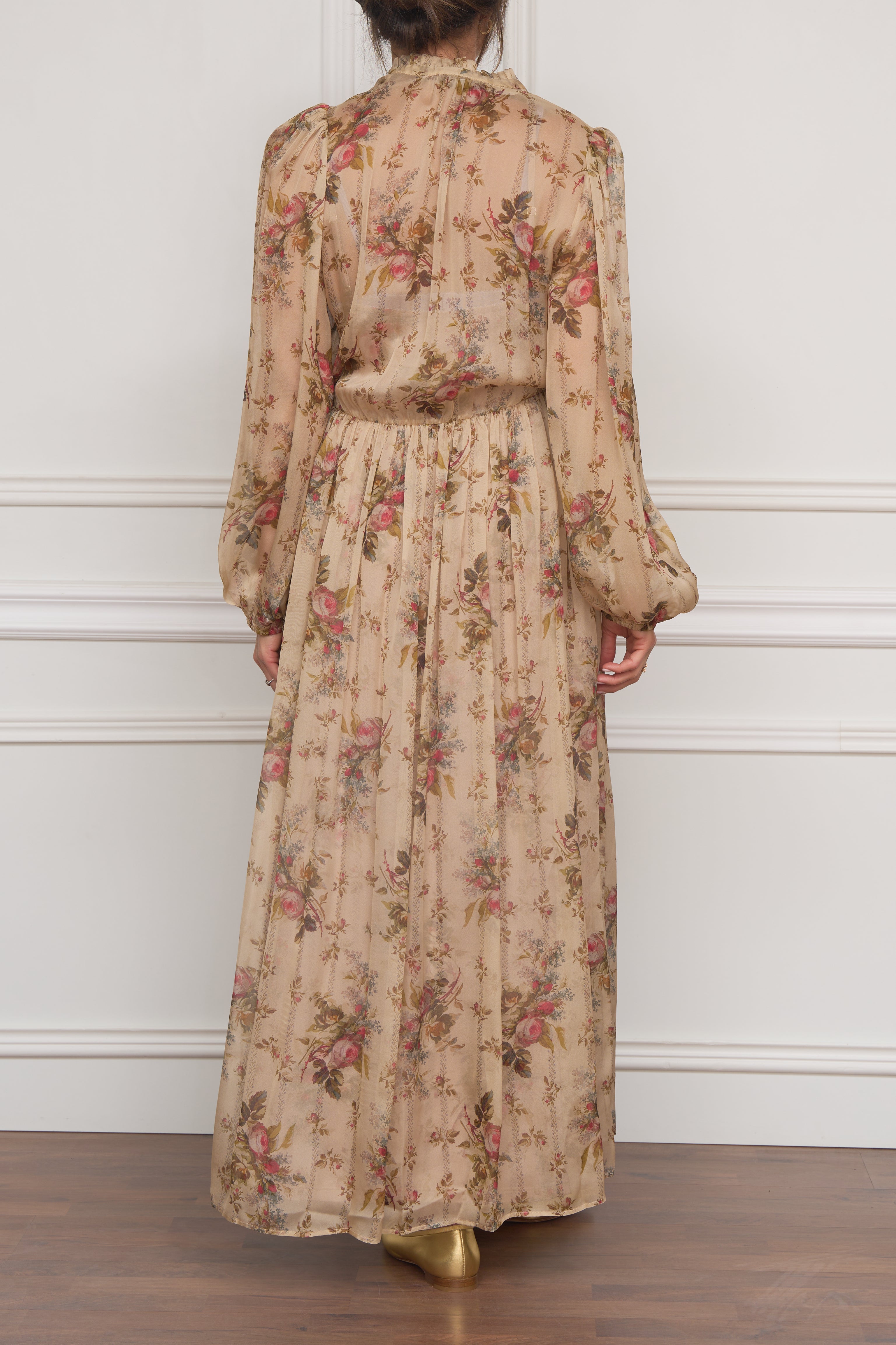 Gemustertes Kleid in beige