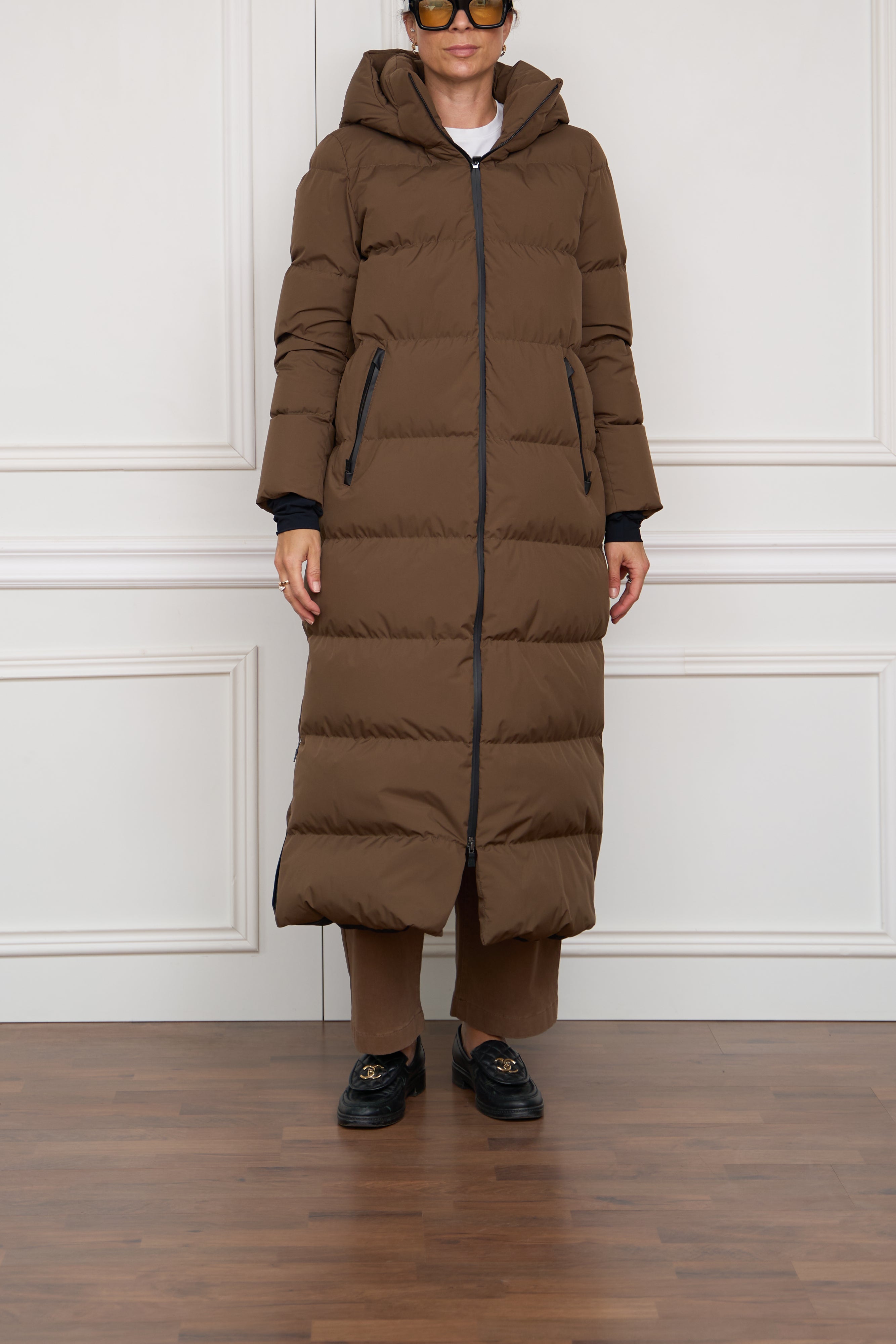 Short down jacket in blue/white