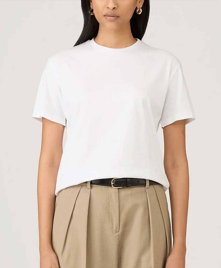Damenmode Weißes T-Shirt Beige Hose Back to Basics – C.Wirschke