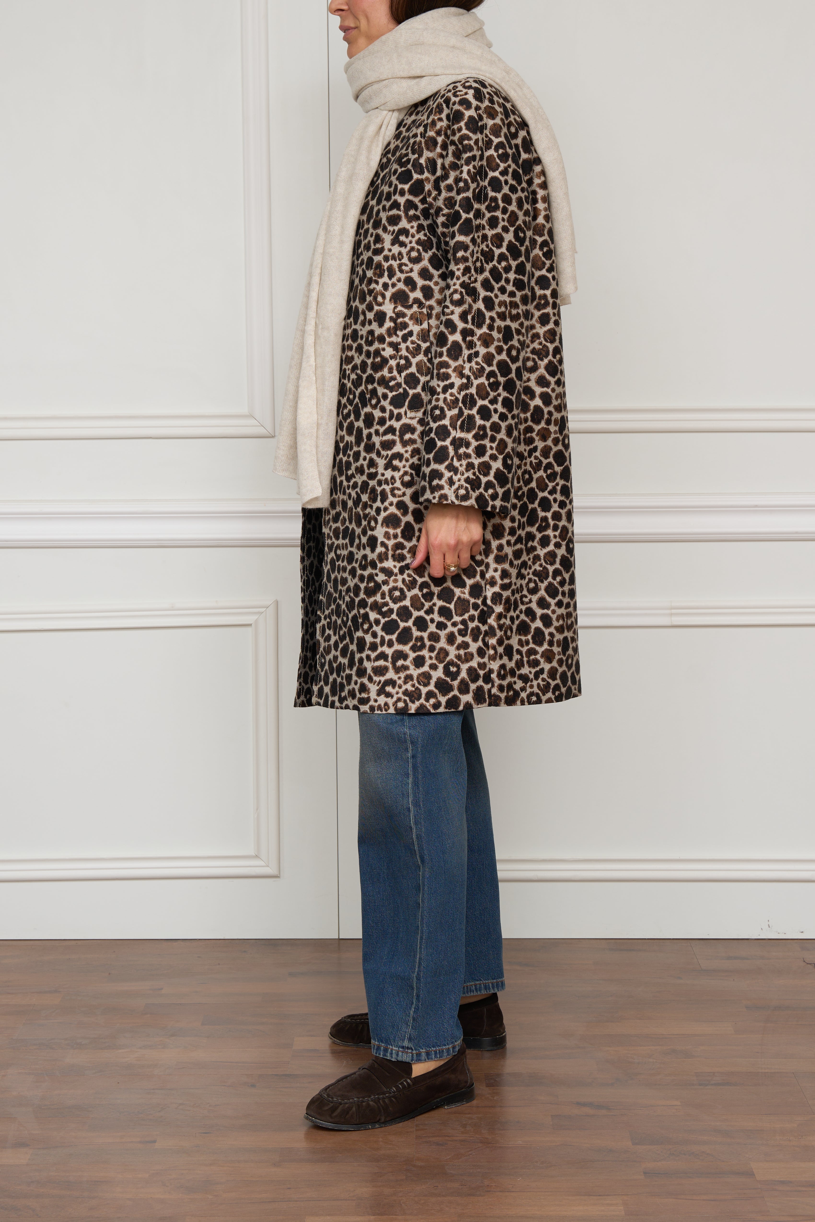 Mantel mit Leopardenmuster