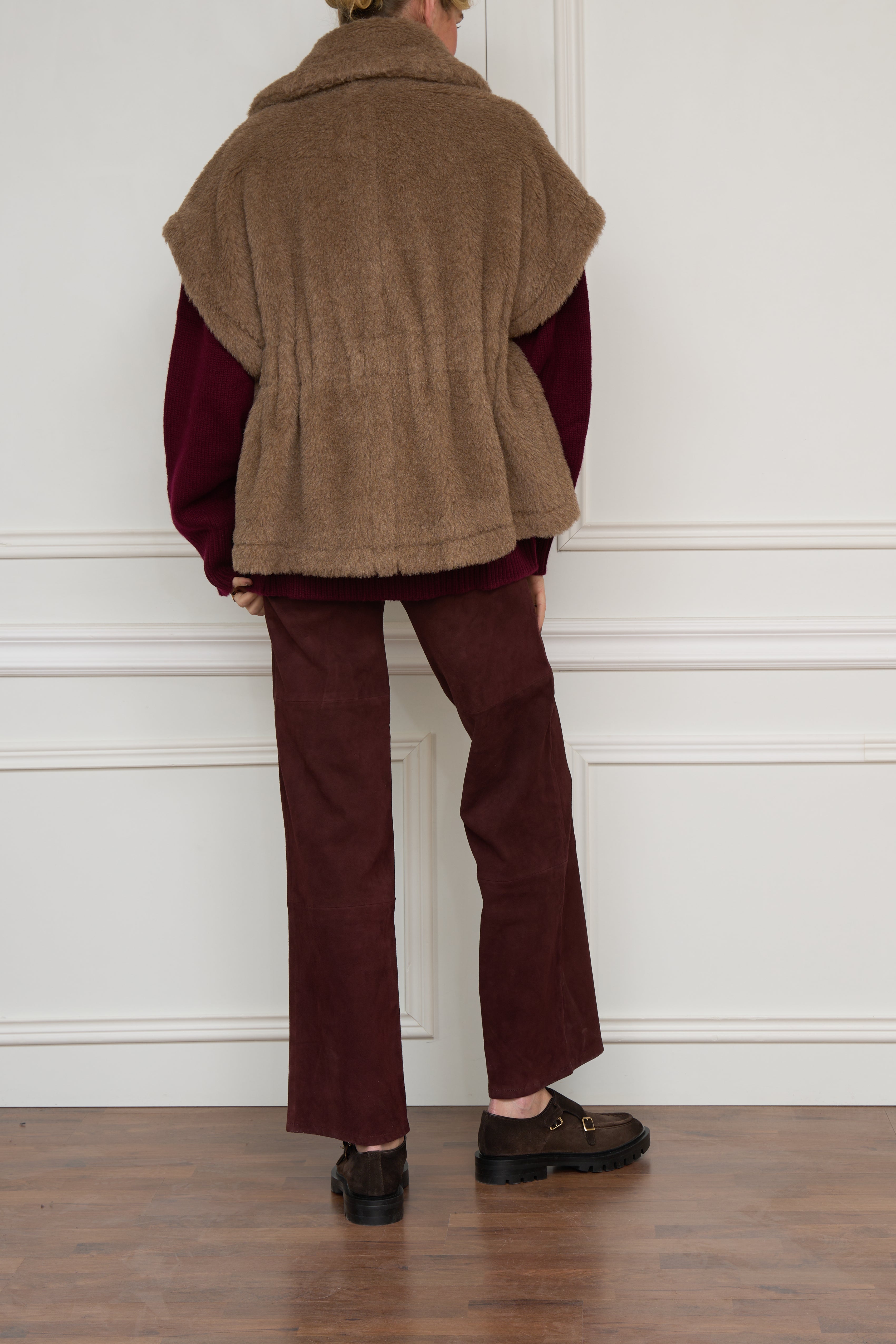Cape aus Teddy-Stoff in camel