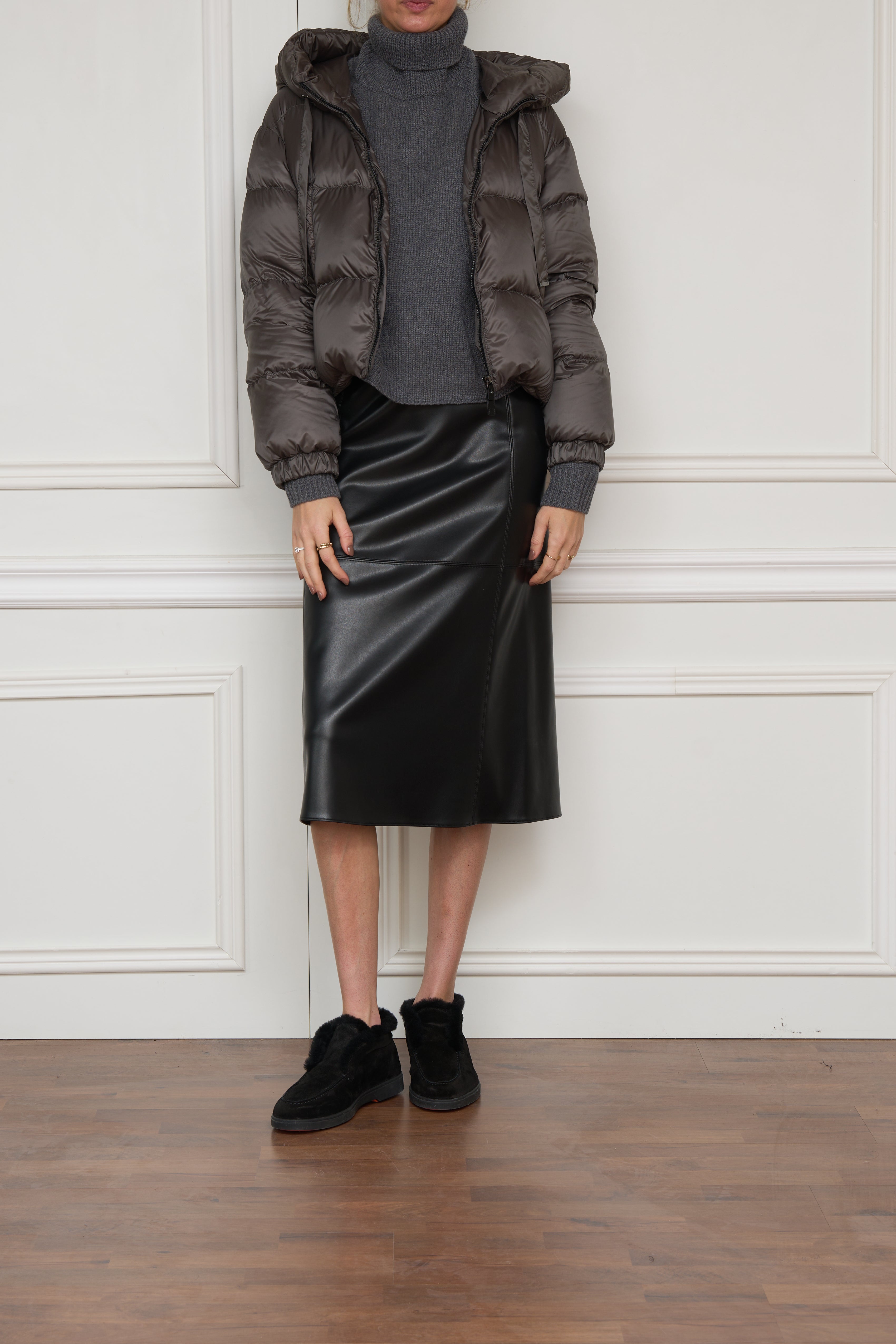 Verkürzte Daunenjacke 'Seie' in grau