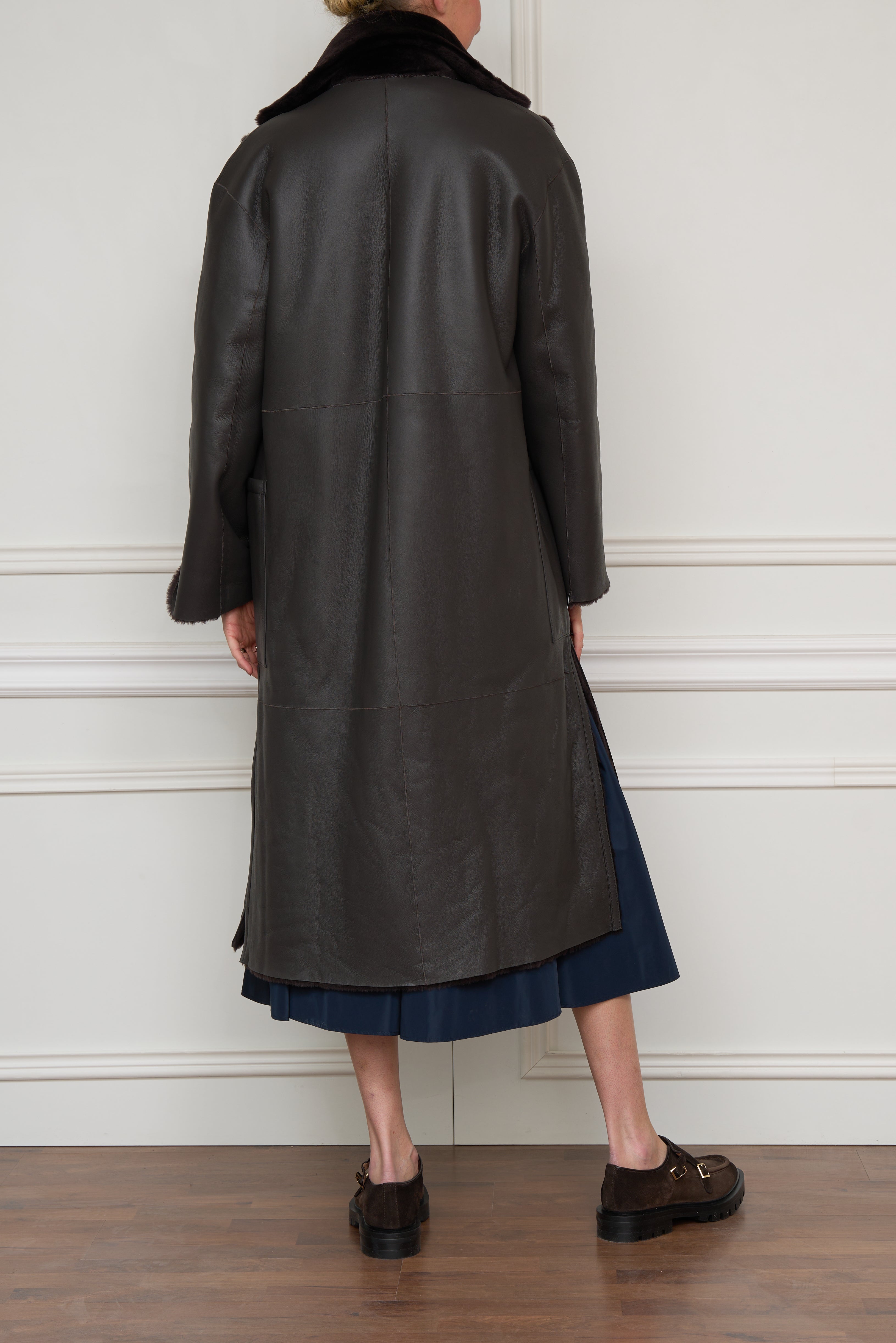 Wendemantel aus Lammfell und Leder