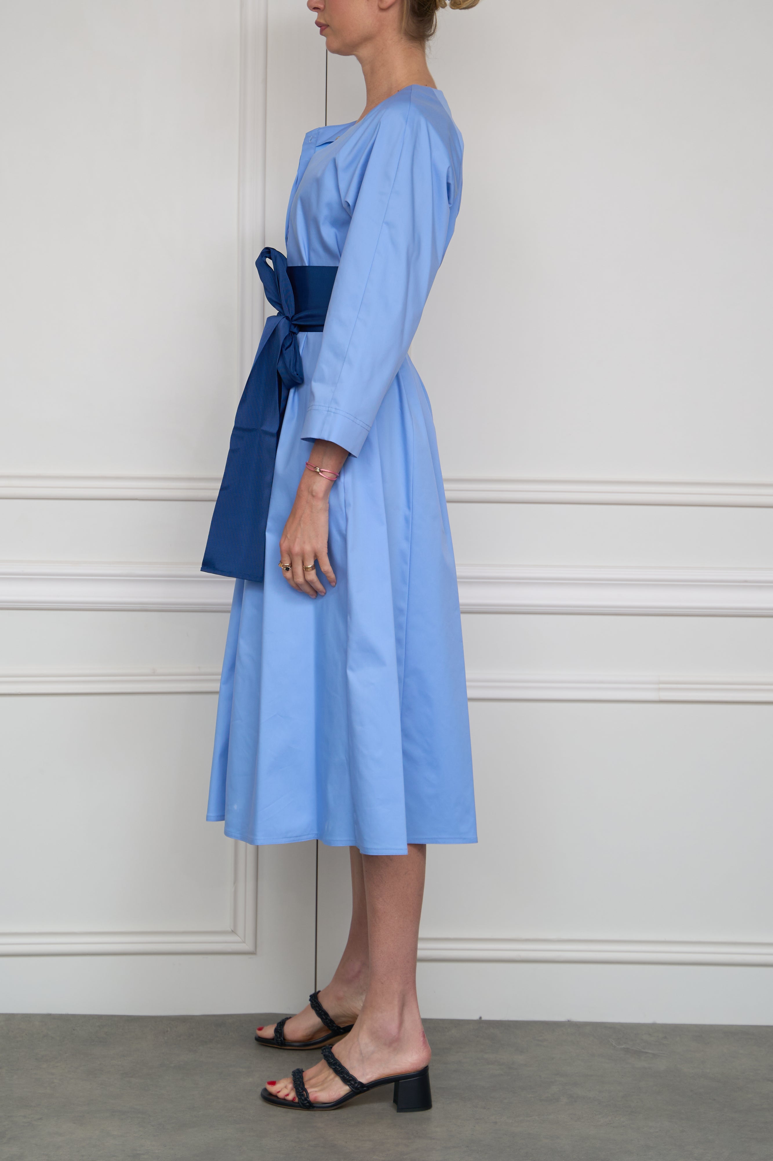 Midi dress with tie tail in yellow 