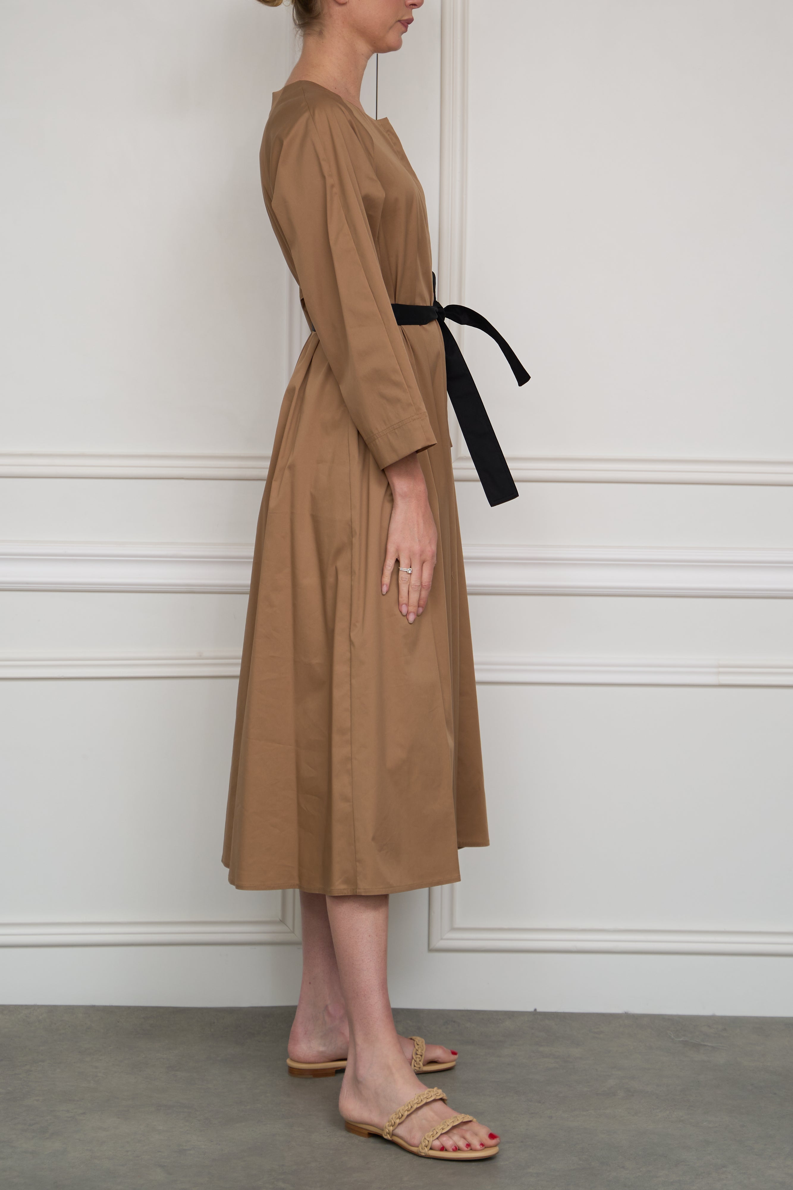 Midi dress with tie tail in yellow 