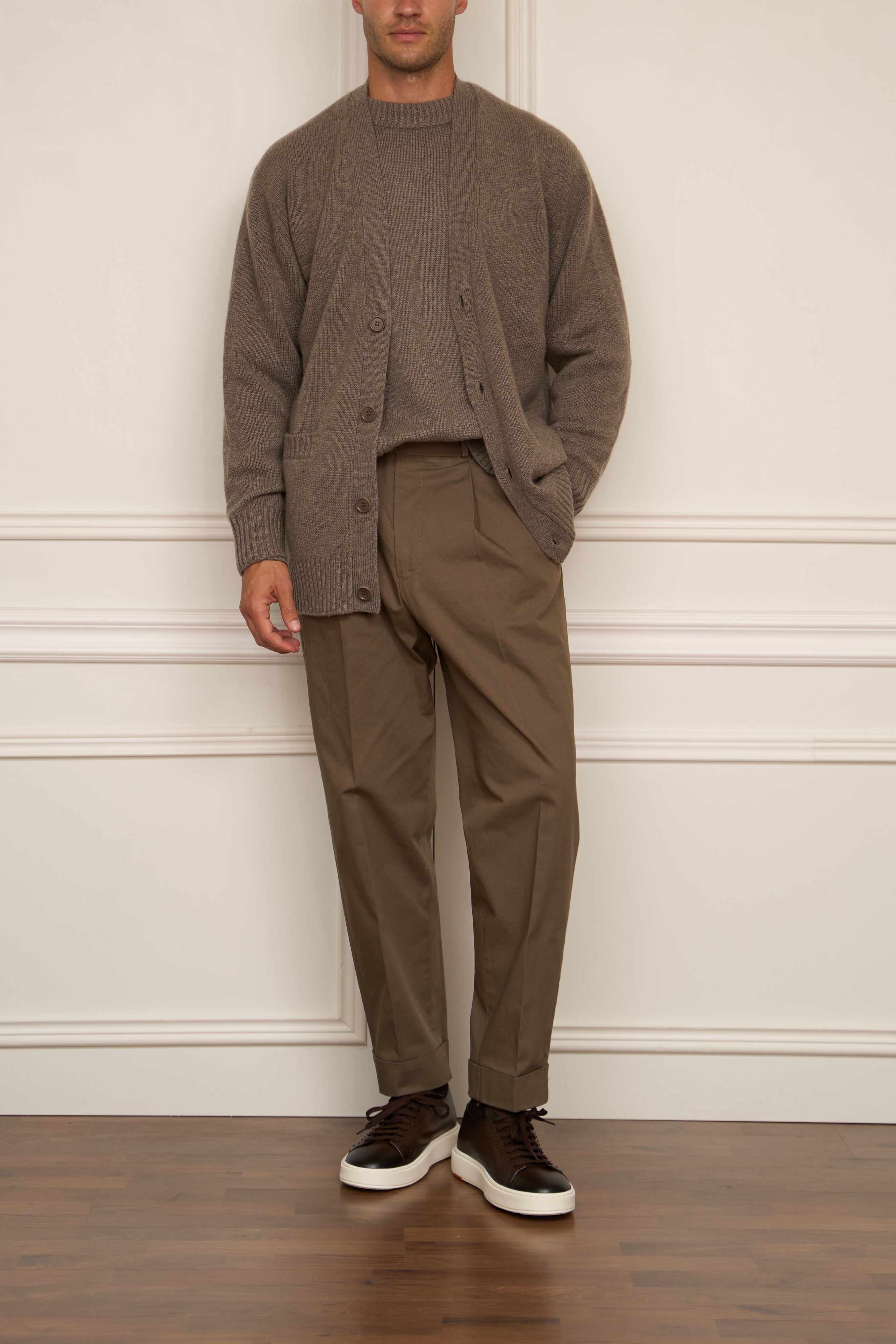 grober Pullover in taupe
