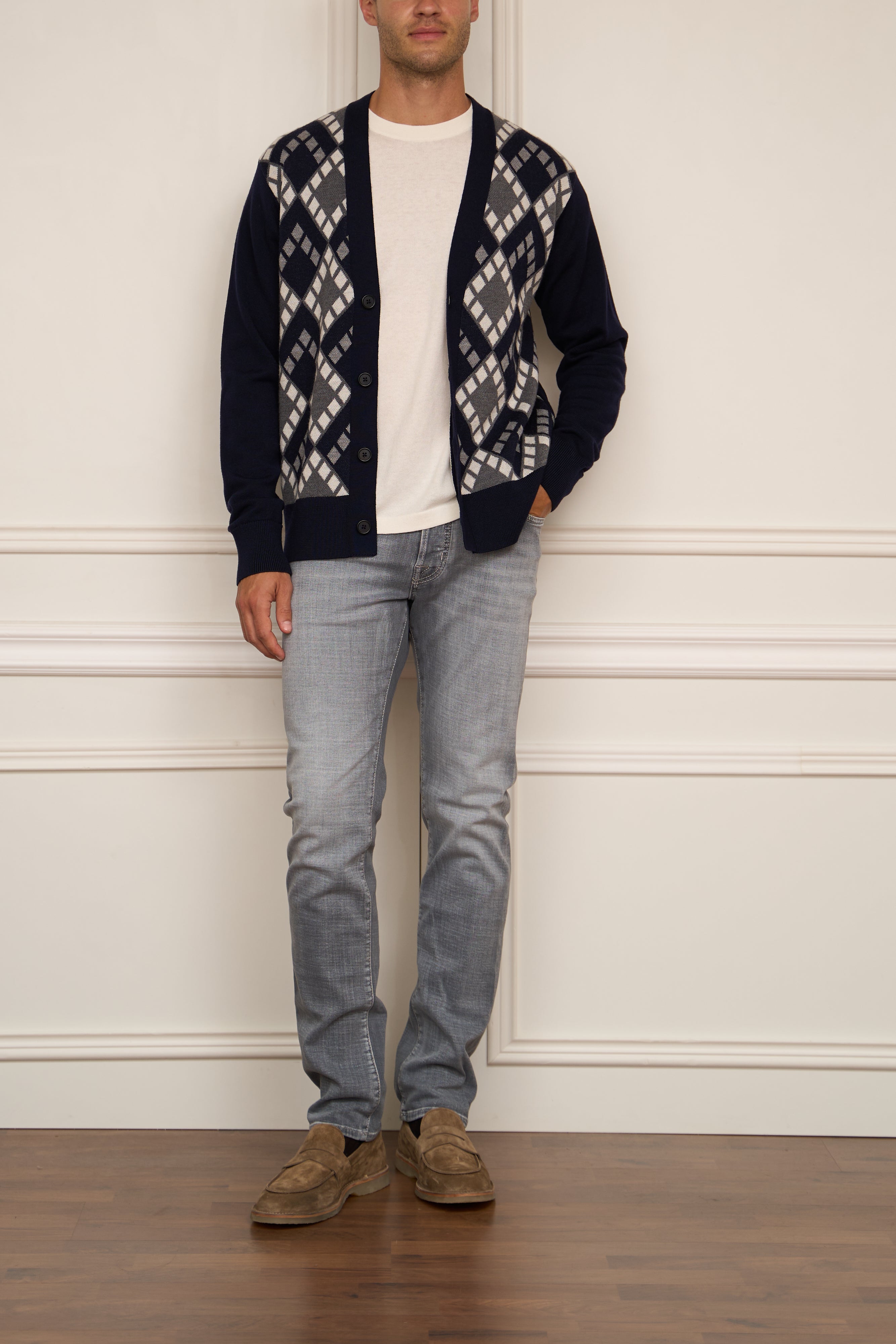 gemusterte Strickjacke