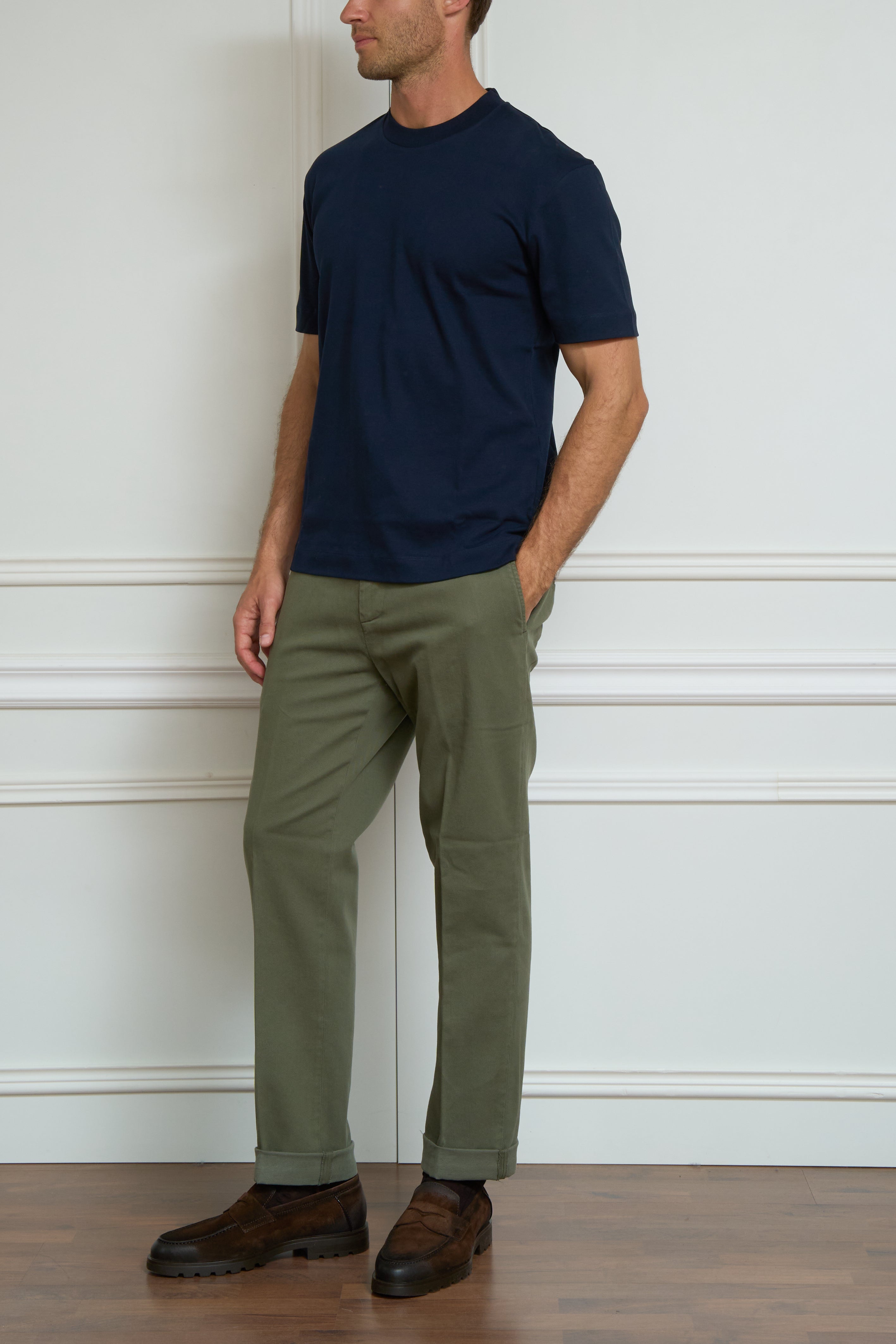T-shirt in navy