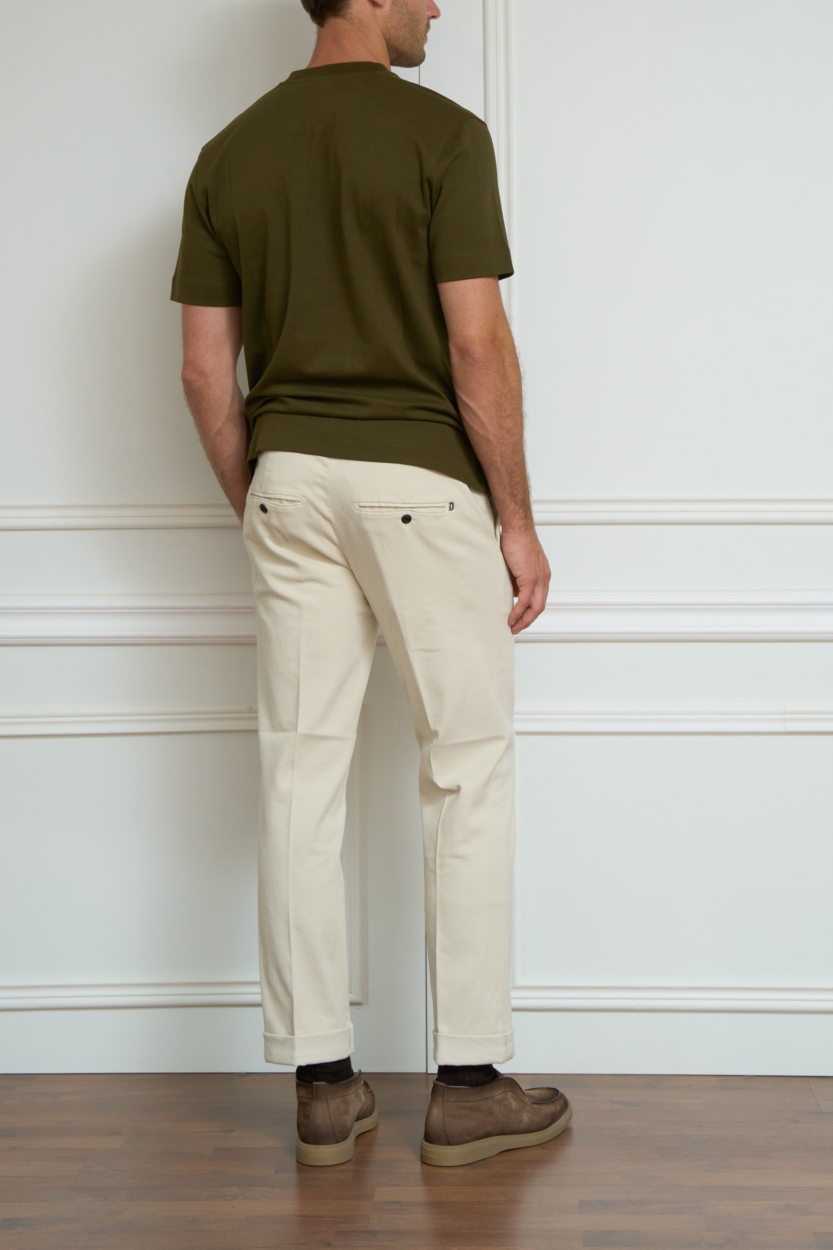 Chino in creme