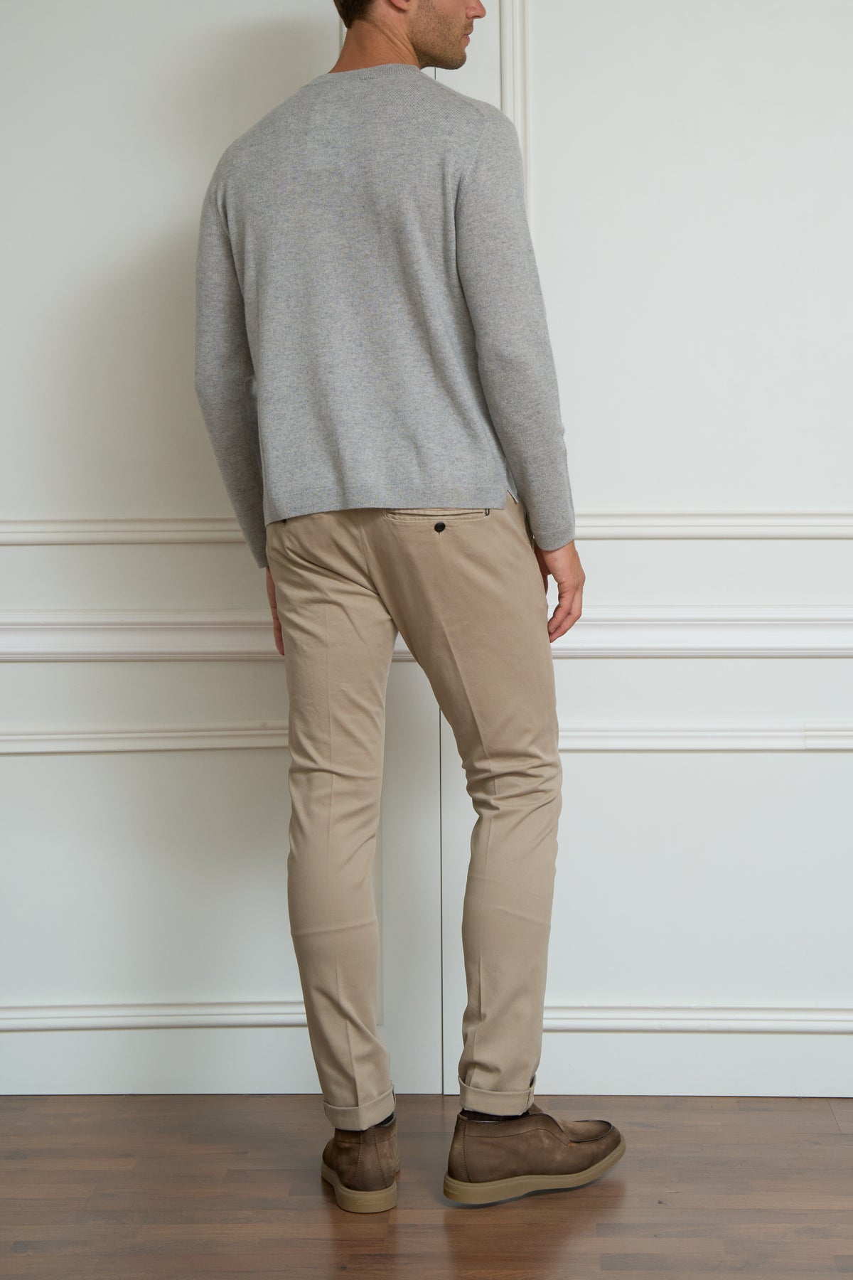 Leichter Pullover in grau