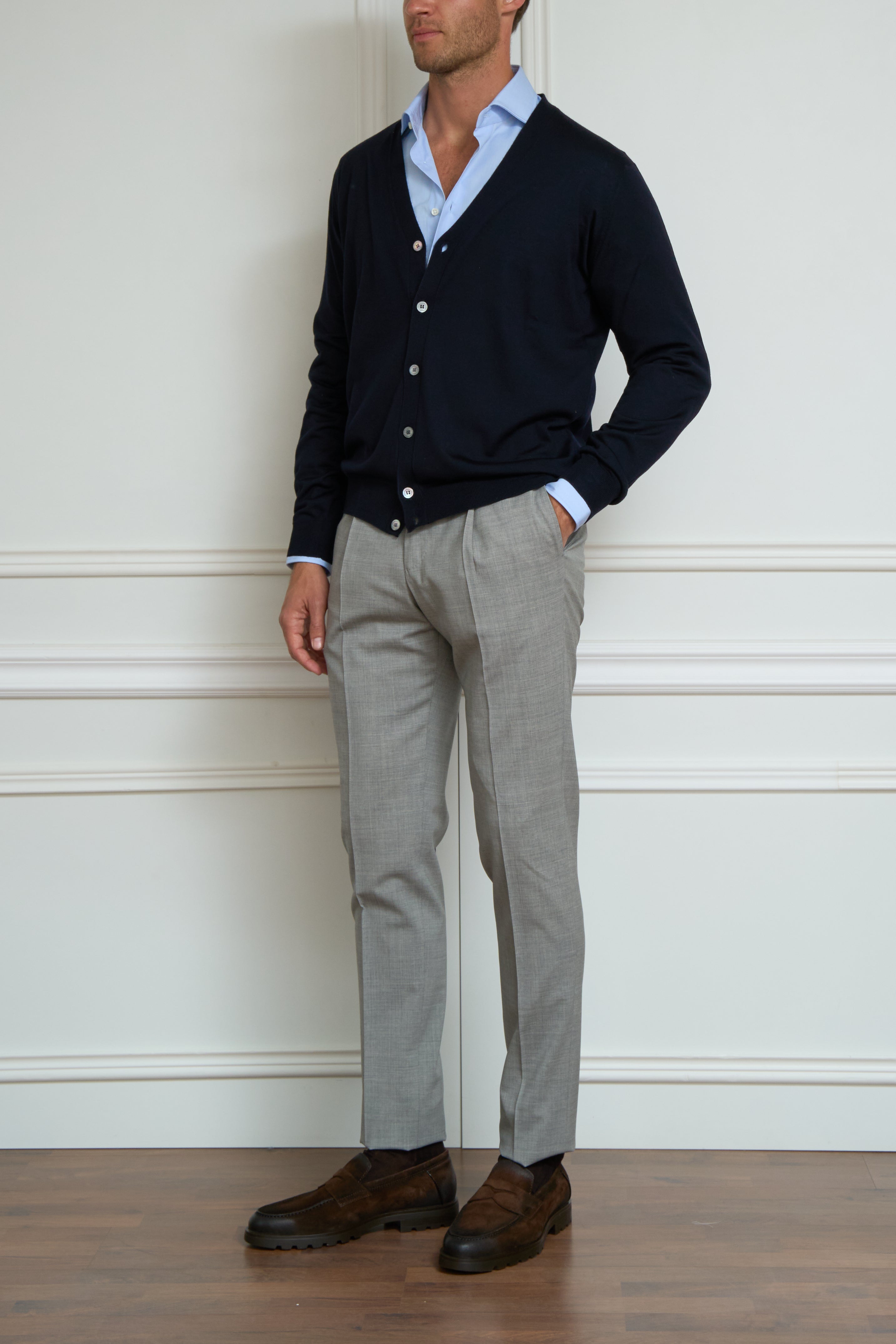 Leichte Strickjacke in marine