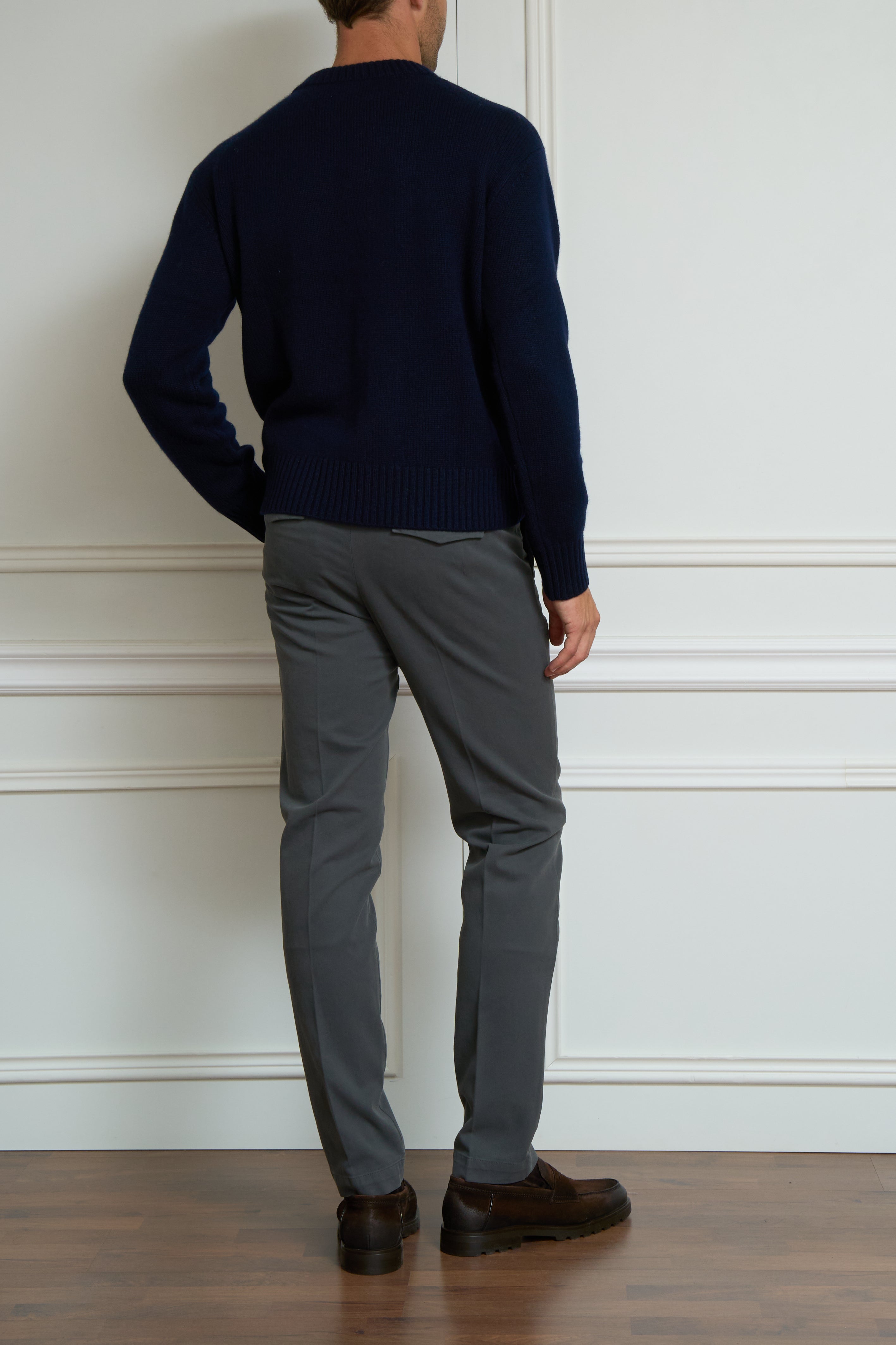 Grober Pullover in marine