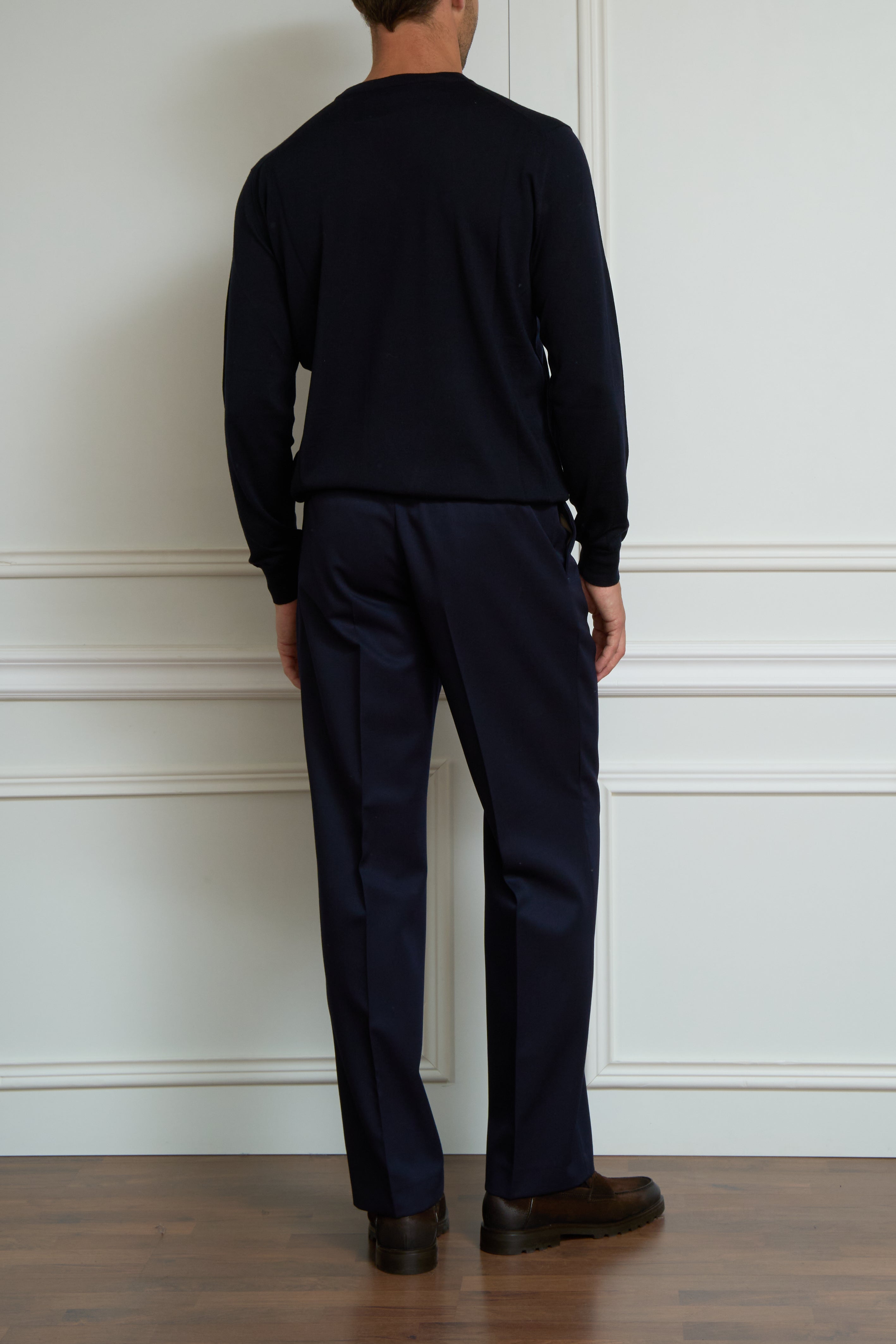 Bundfaltenhose in marine
