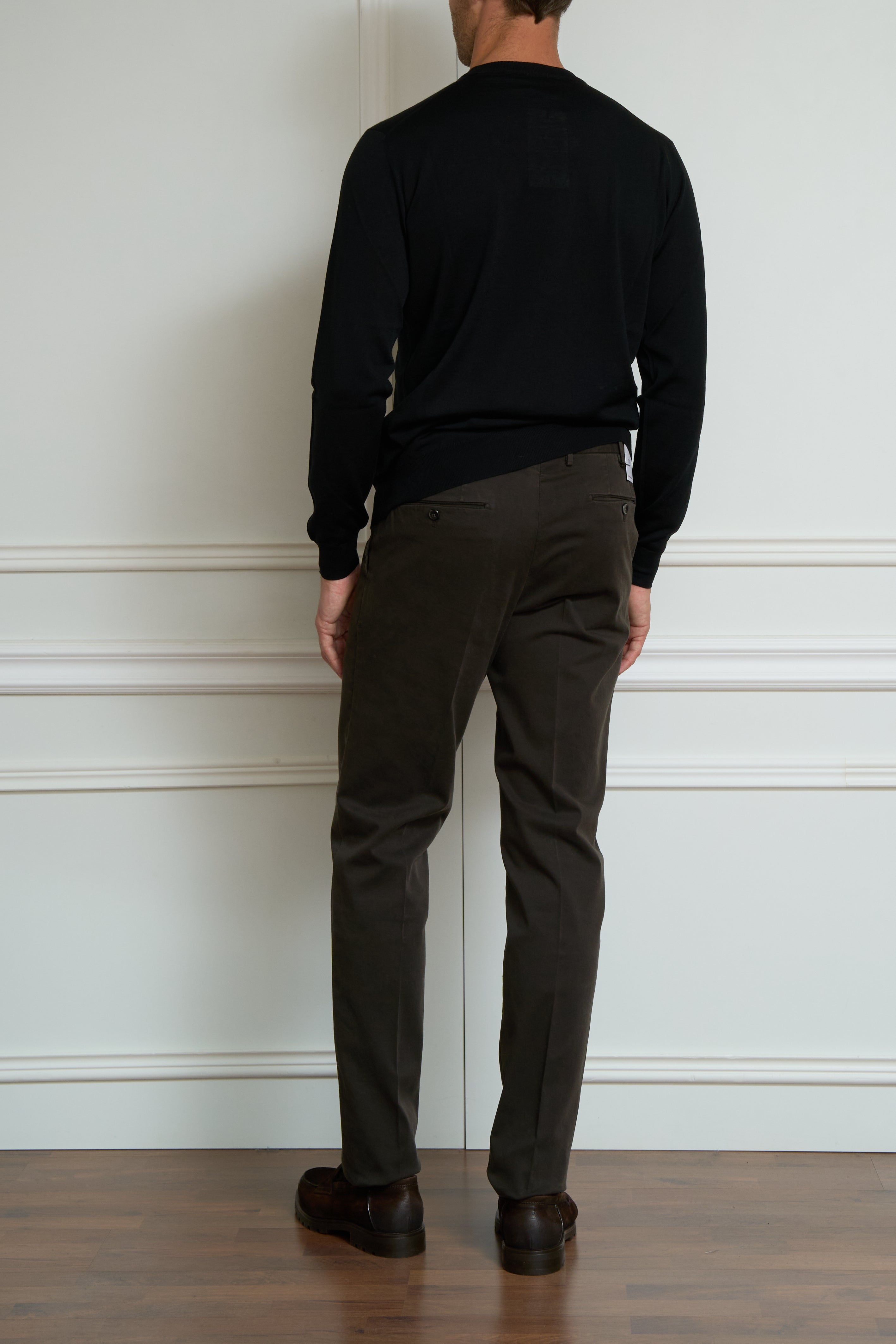 Leichter Pullover in schwarz