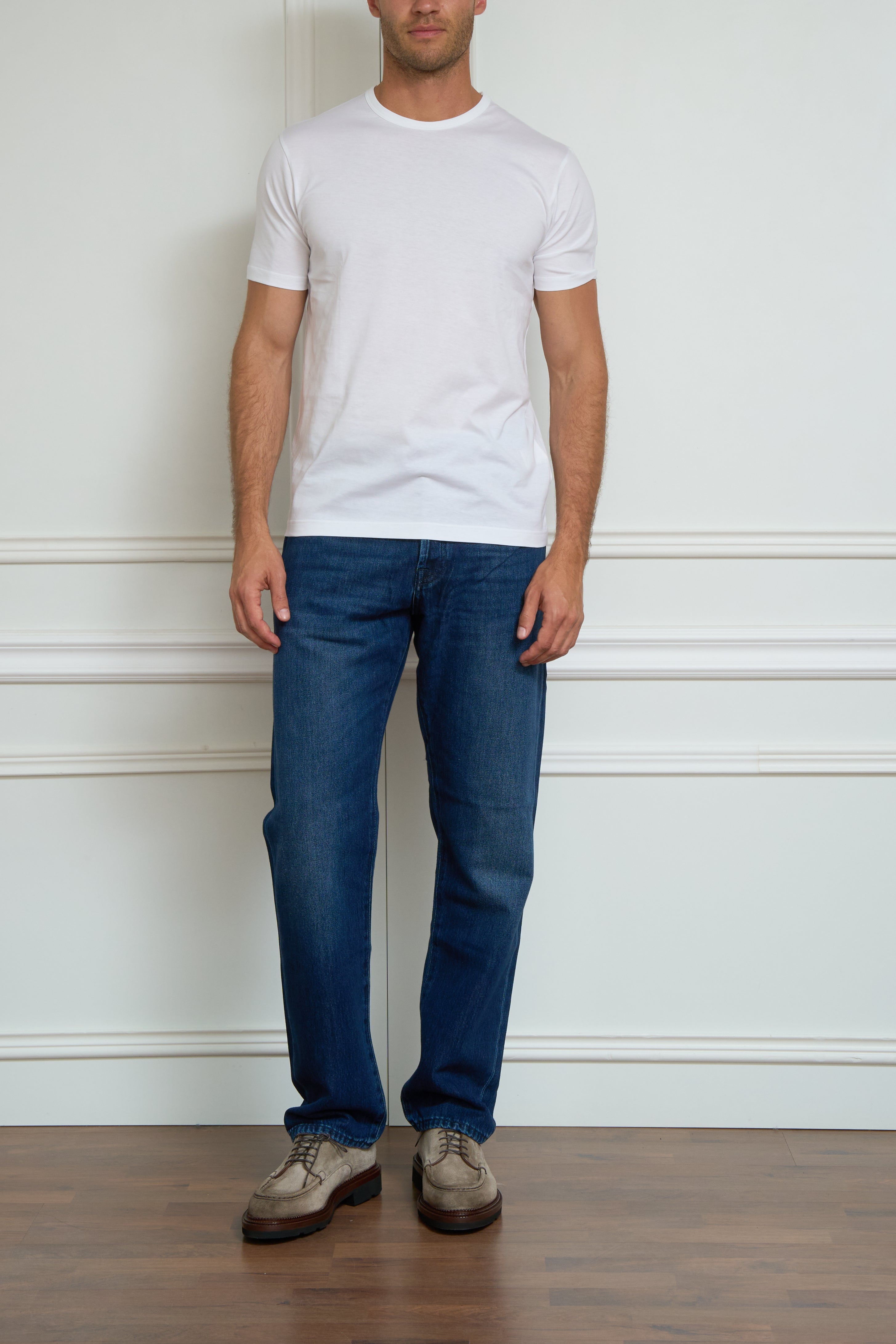 T-shirt in white