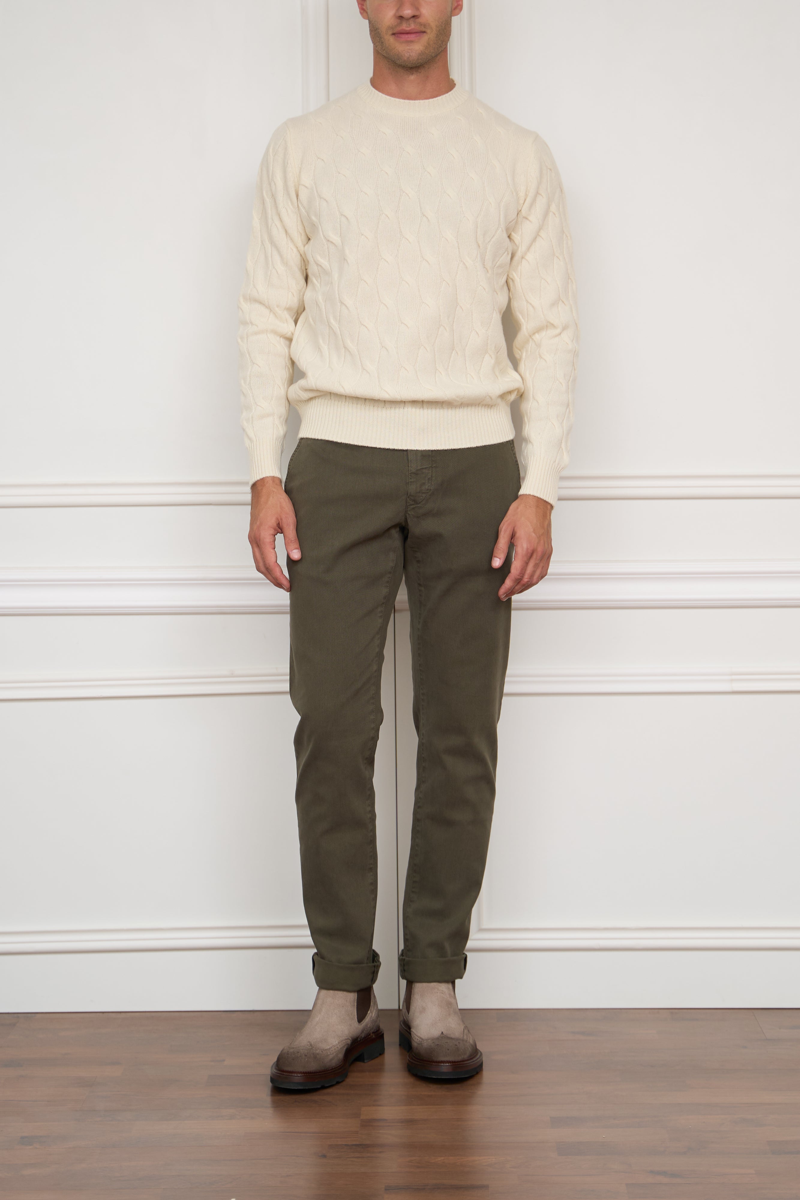 Sweater in grey
