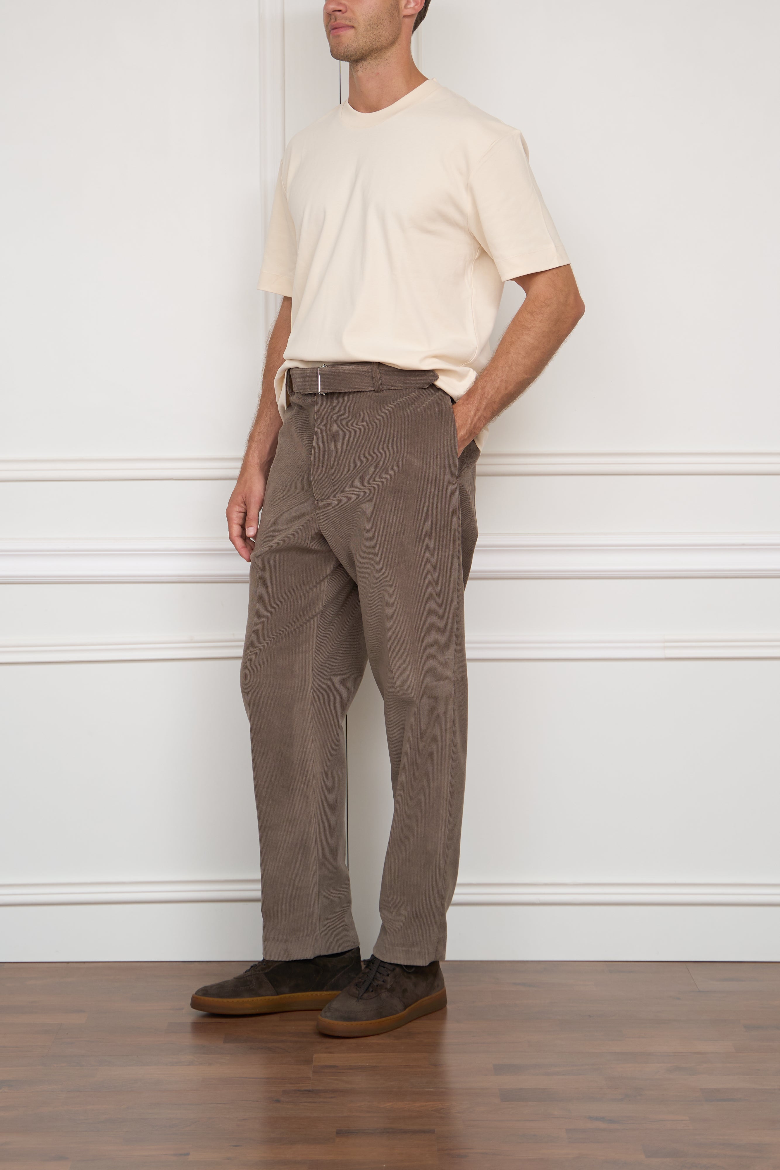 Corduroy trousers in brown