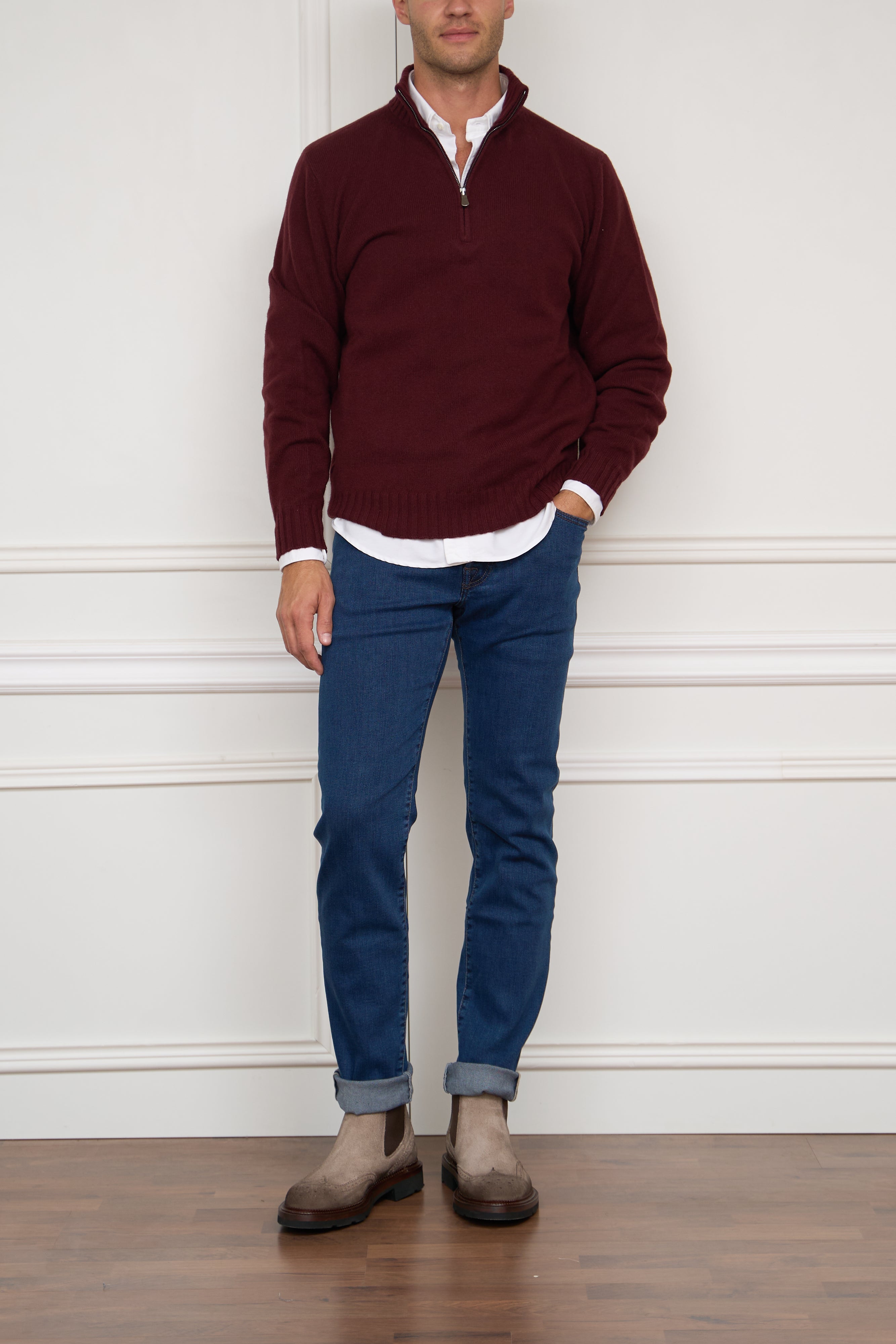 Sweater in grey