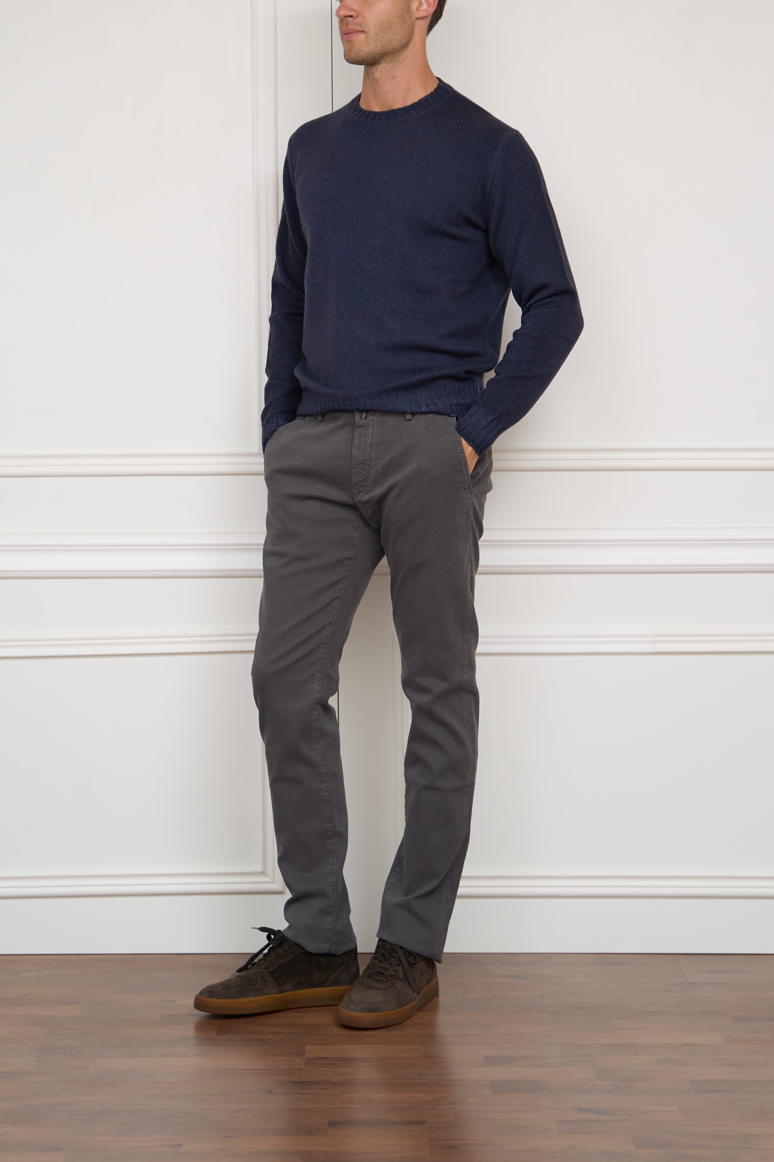 Sweater in grey