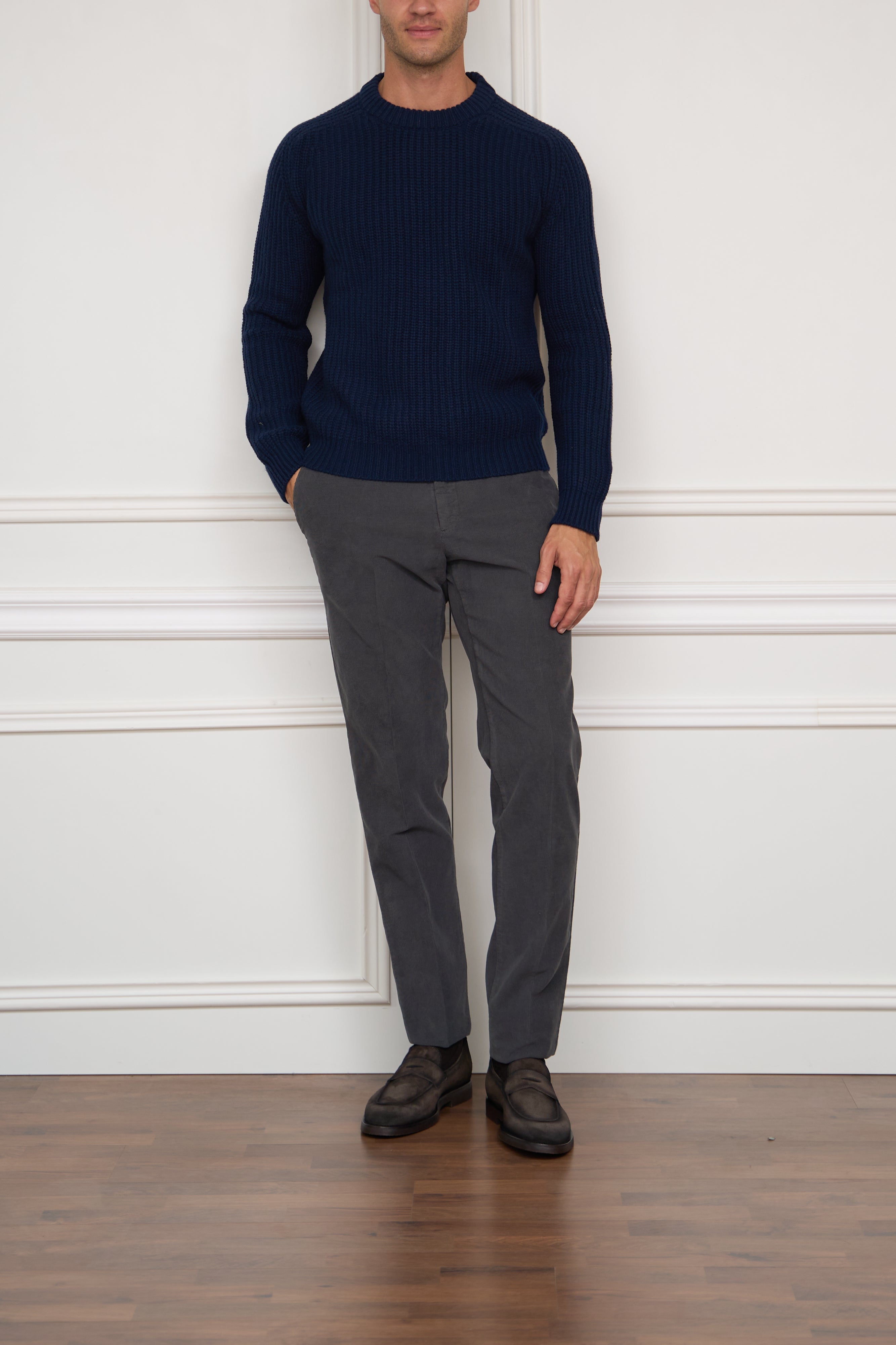 Cashmere sweater in white