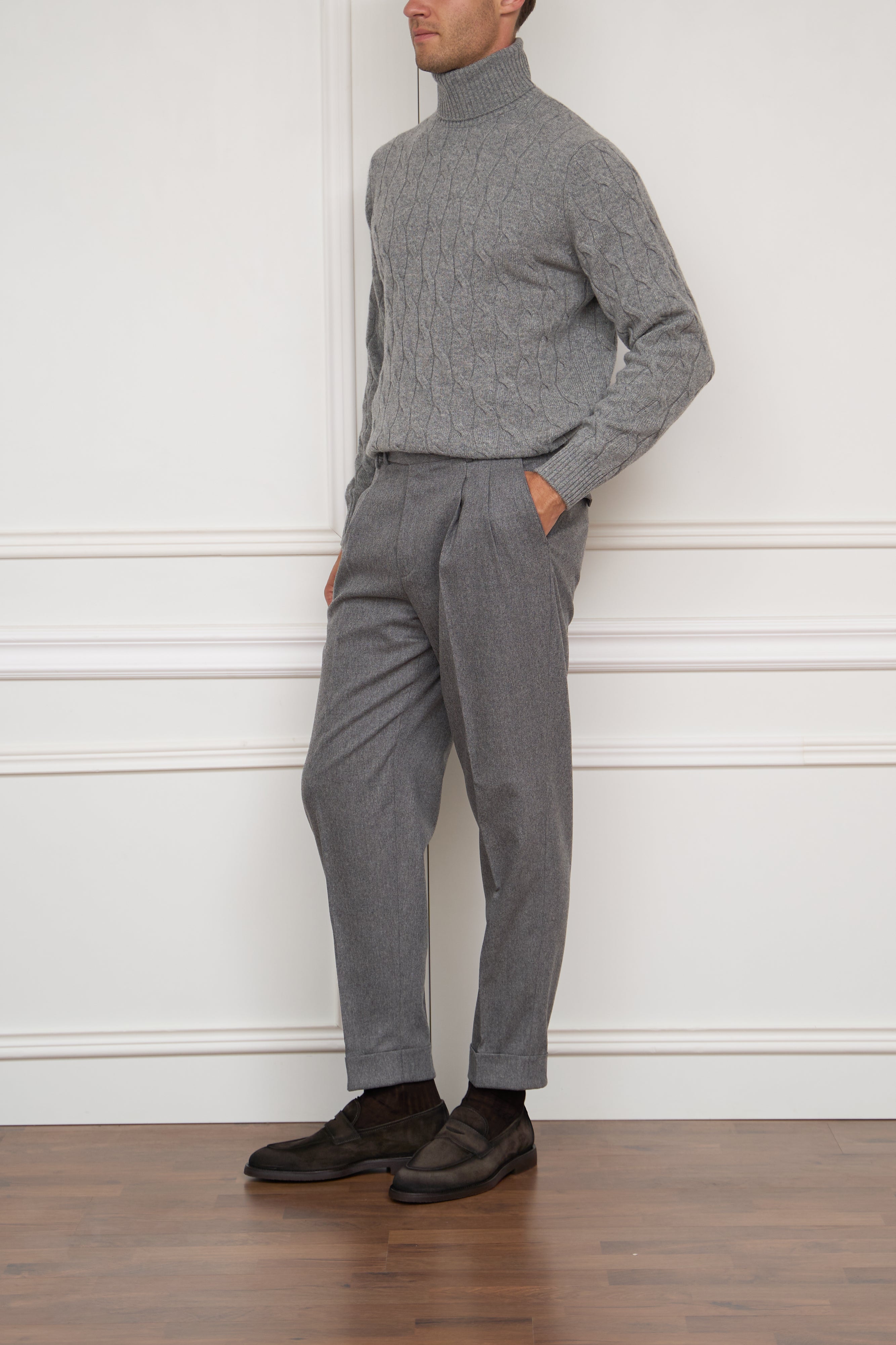 Flannel pants in grey