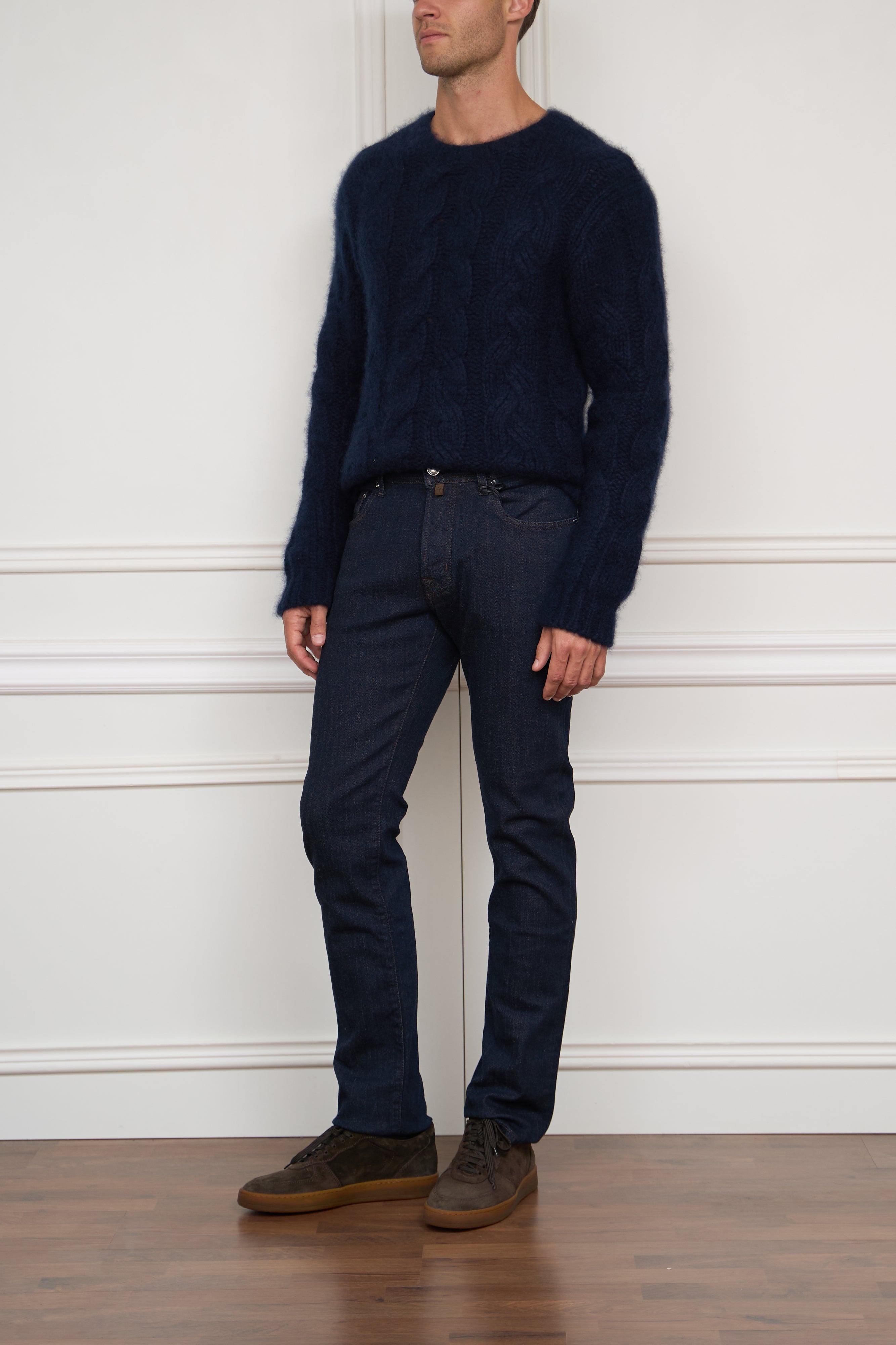 Cashmere sweater in white