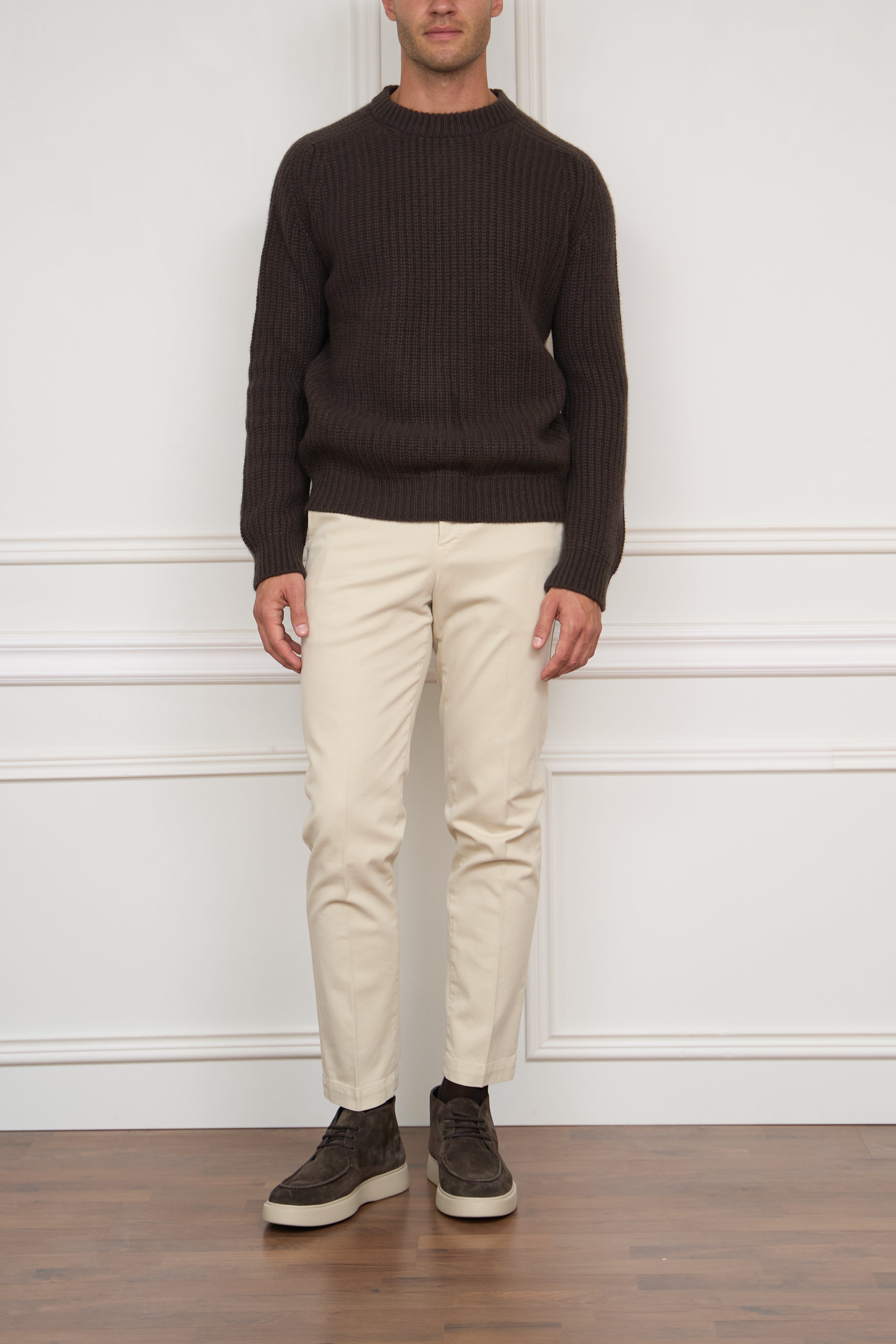 Cashmere sweater in white