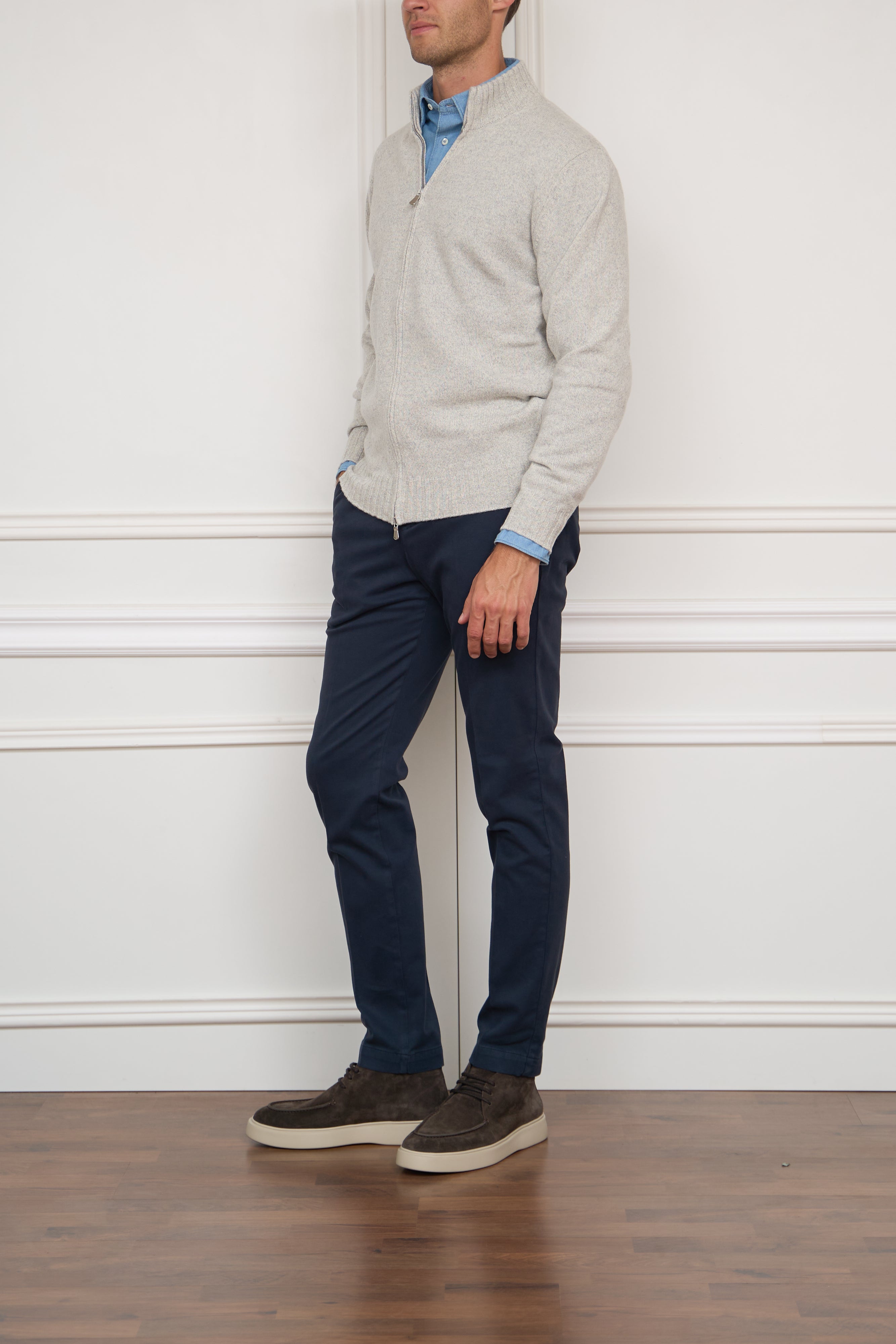 Sweater in grey