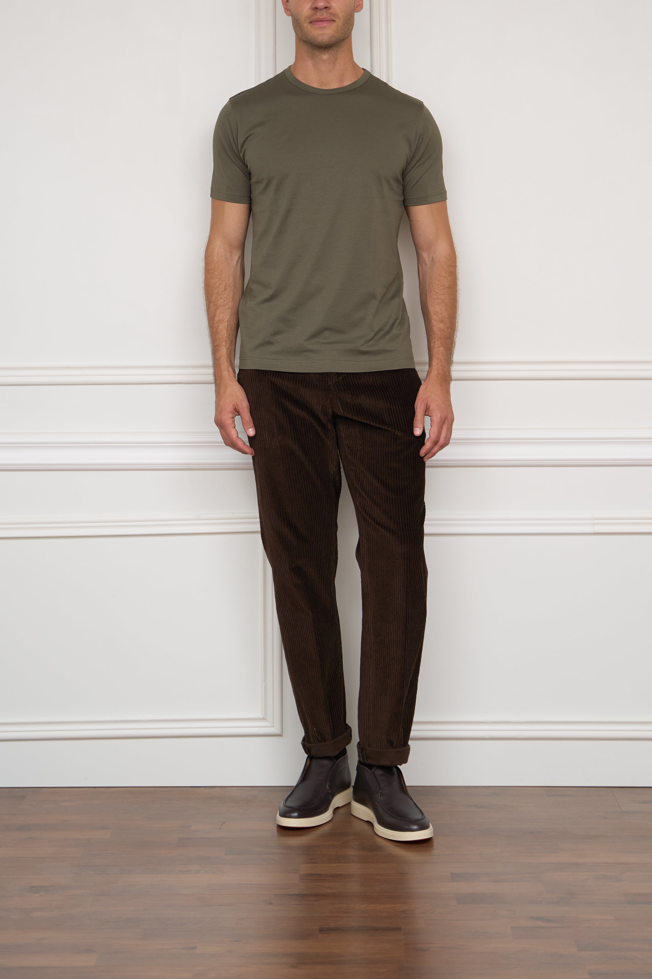 T-Shirt in oliv