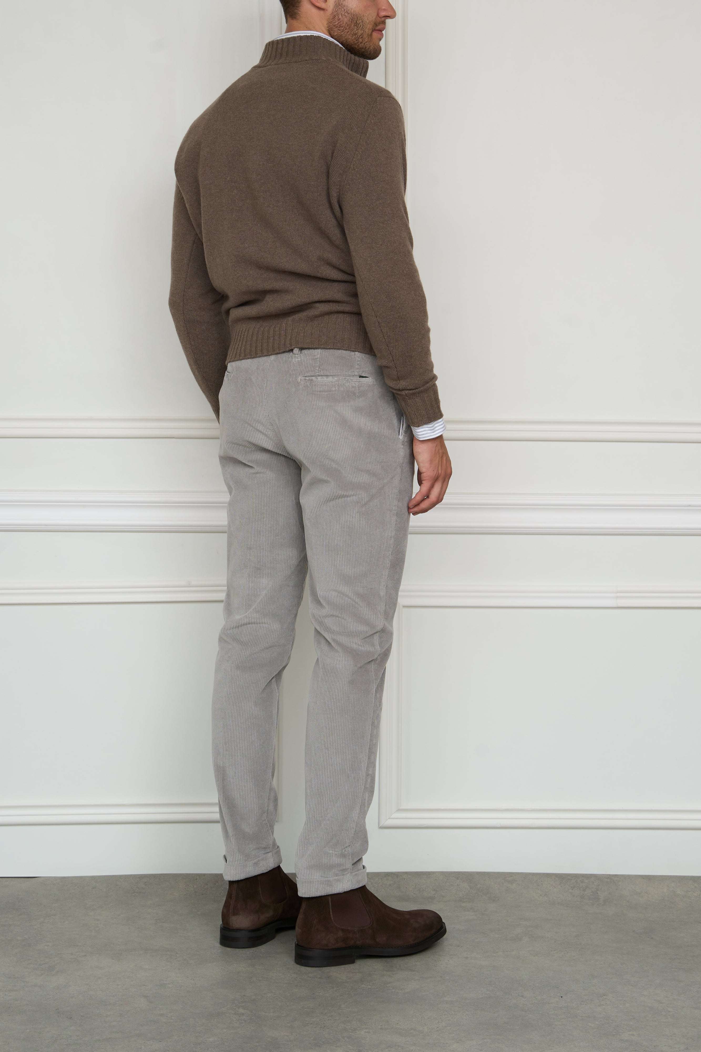Cordhose in grau