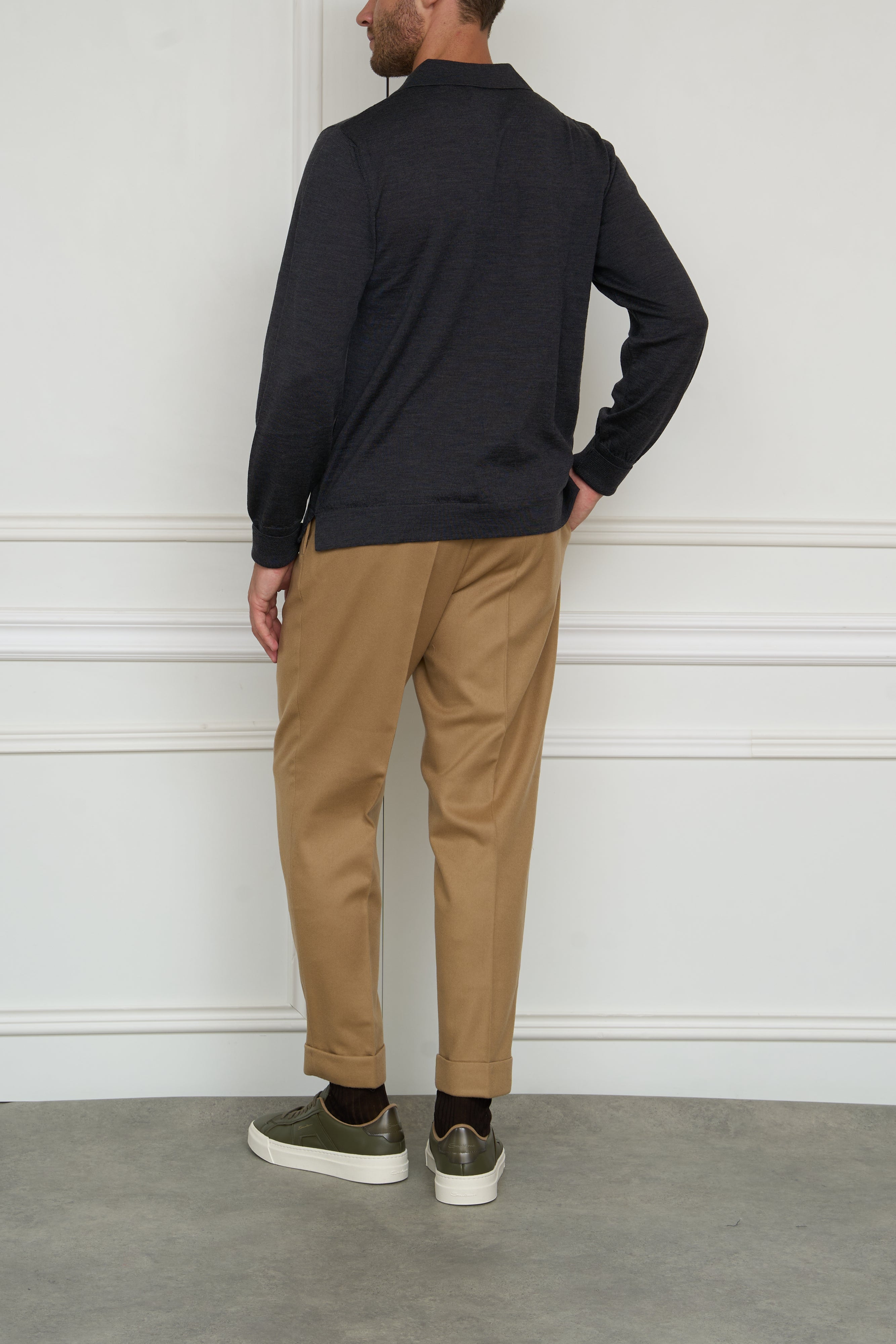 Pullover mit Polokragen in grau