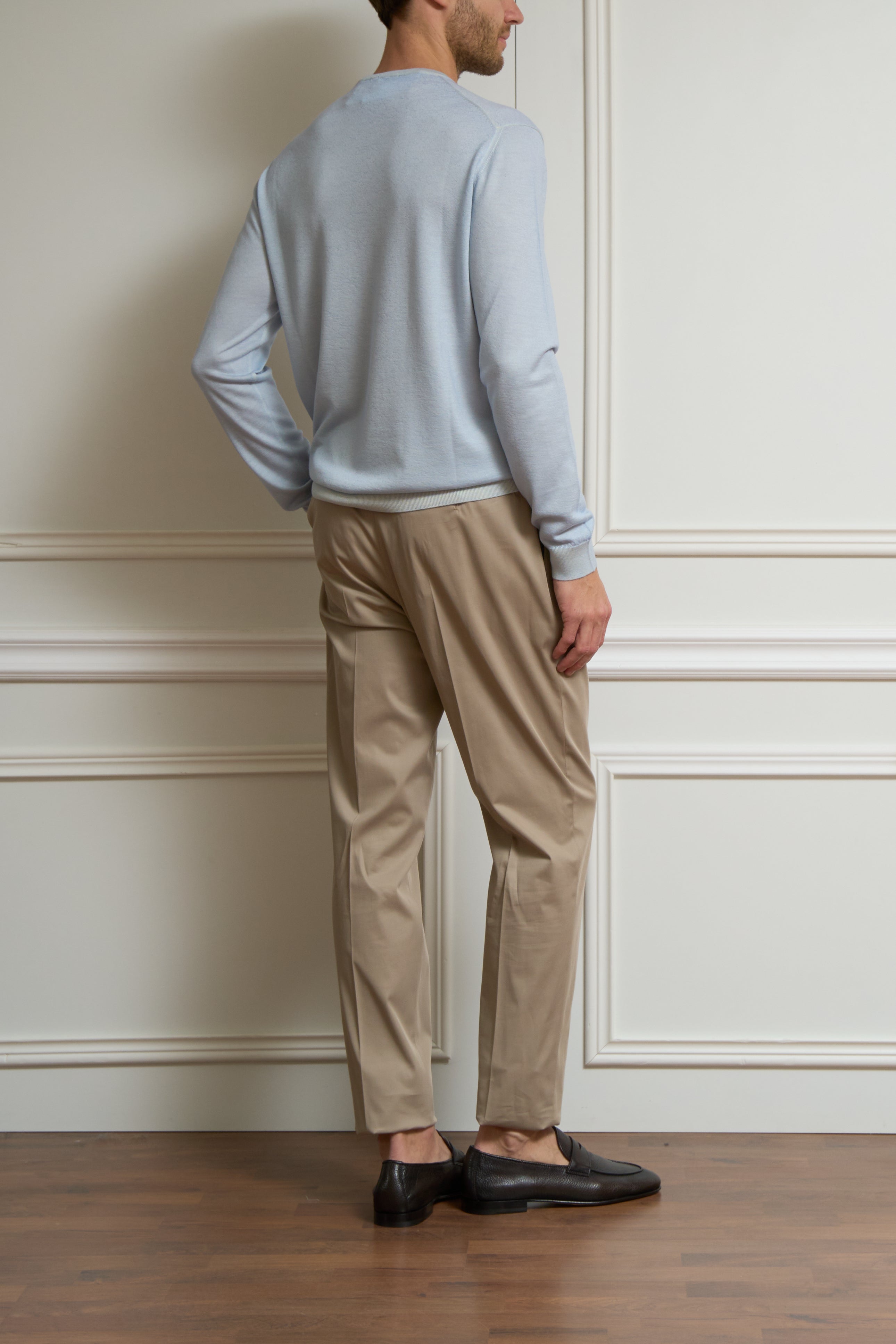 Pullover in hellblau