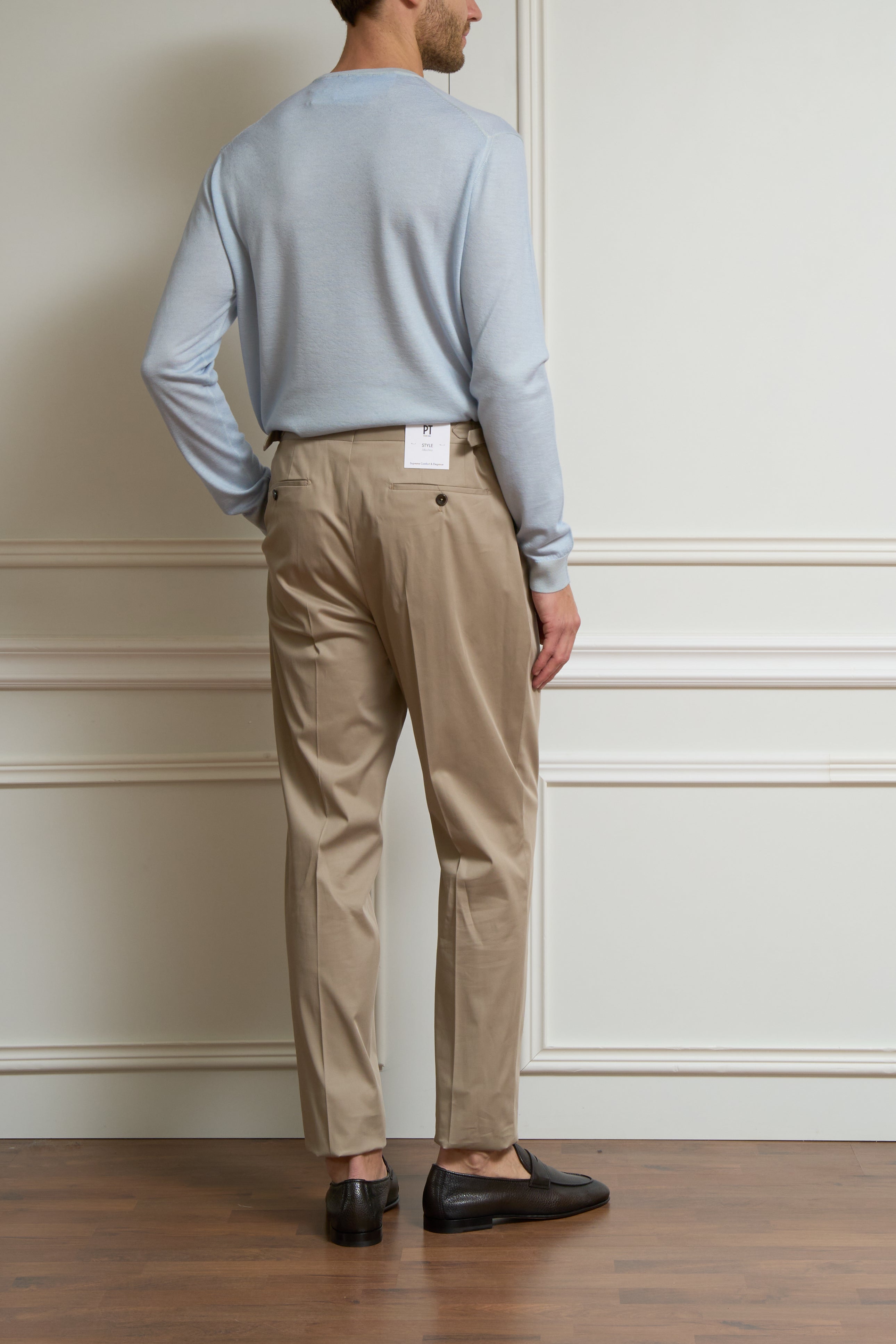 Bundfaltenhose in taupe