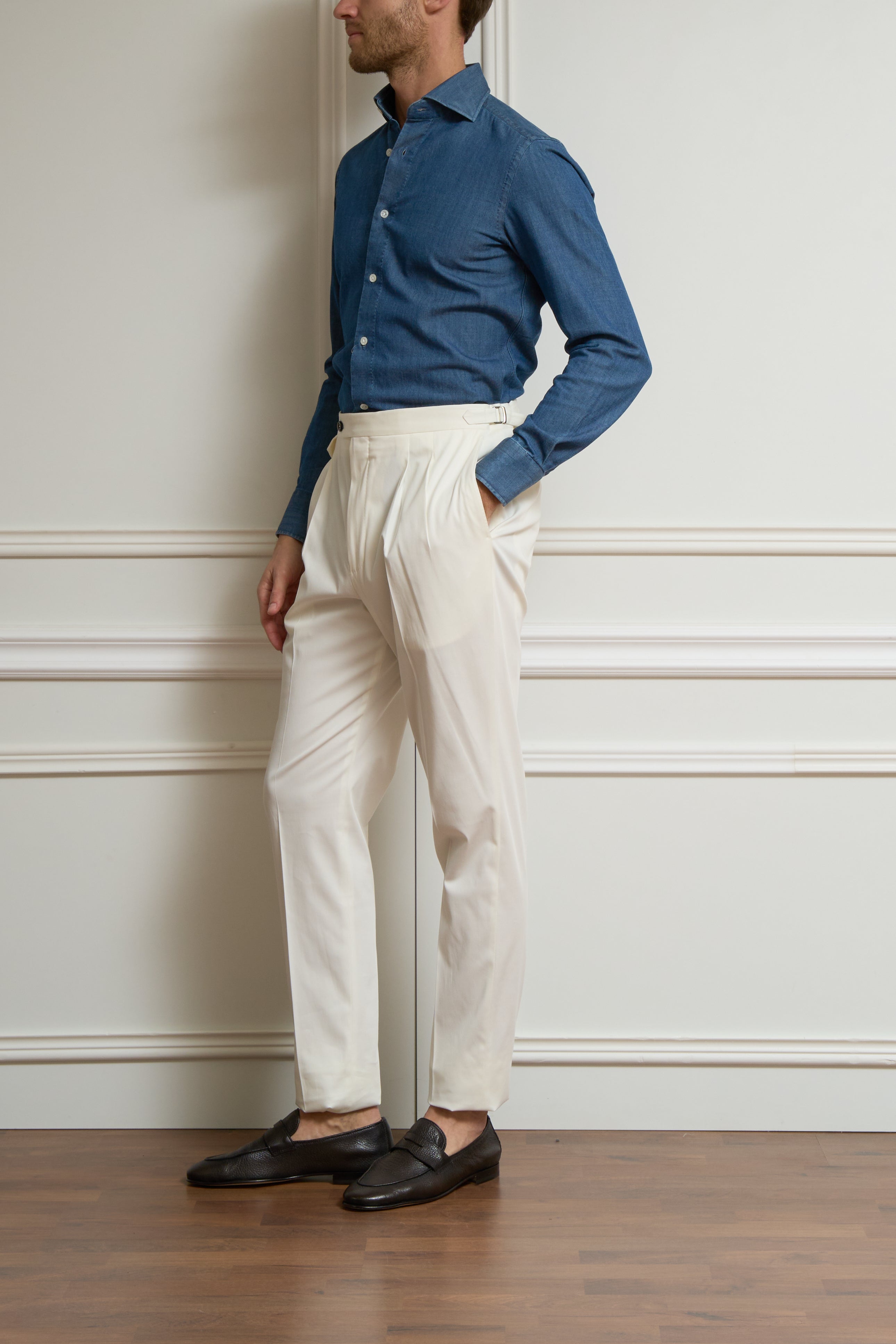 Bundfaltenhose in creme