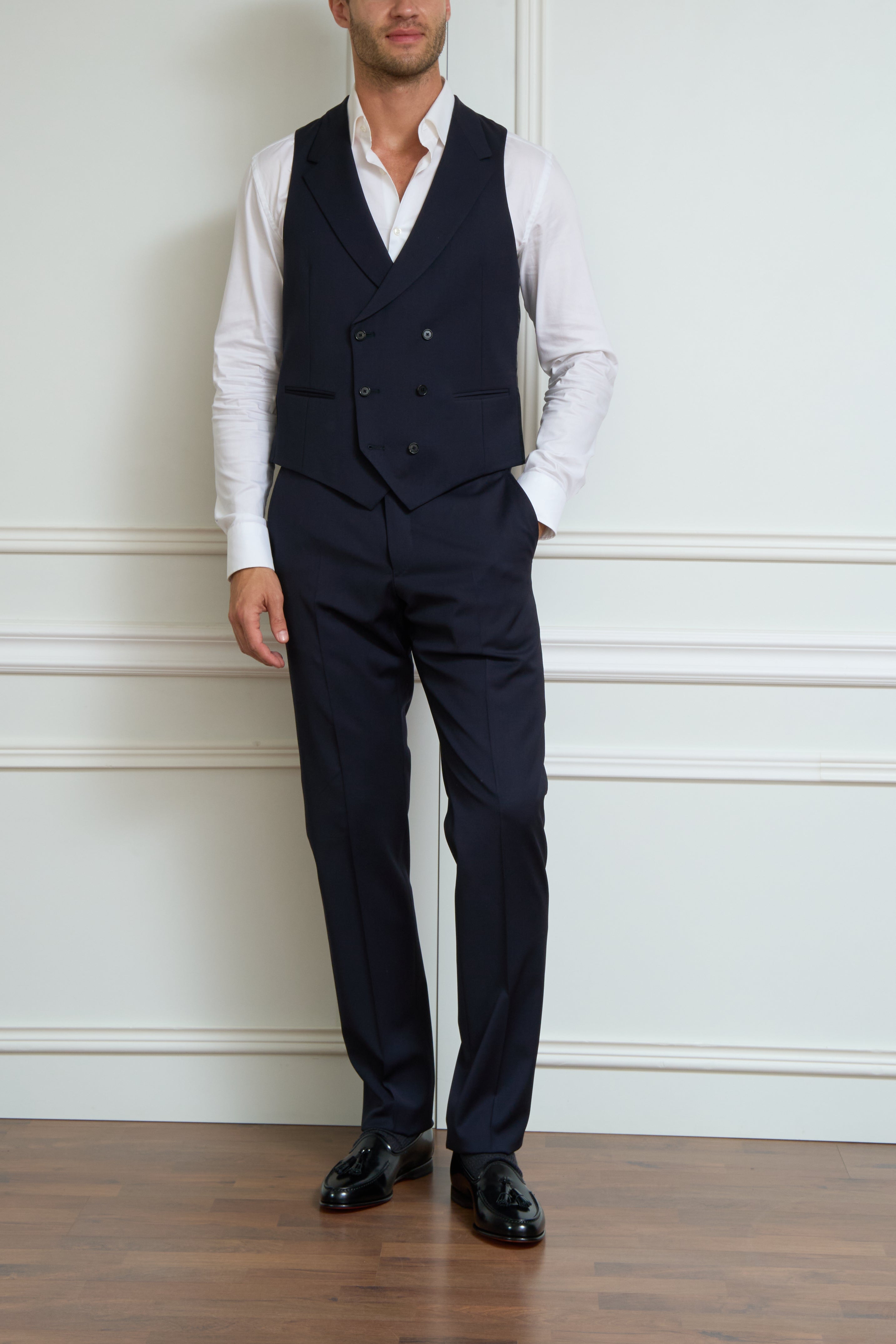 Three-piece suit in blue