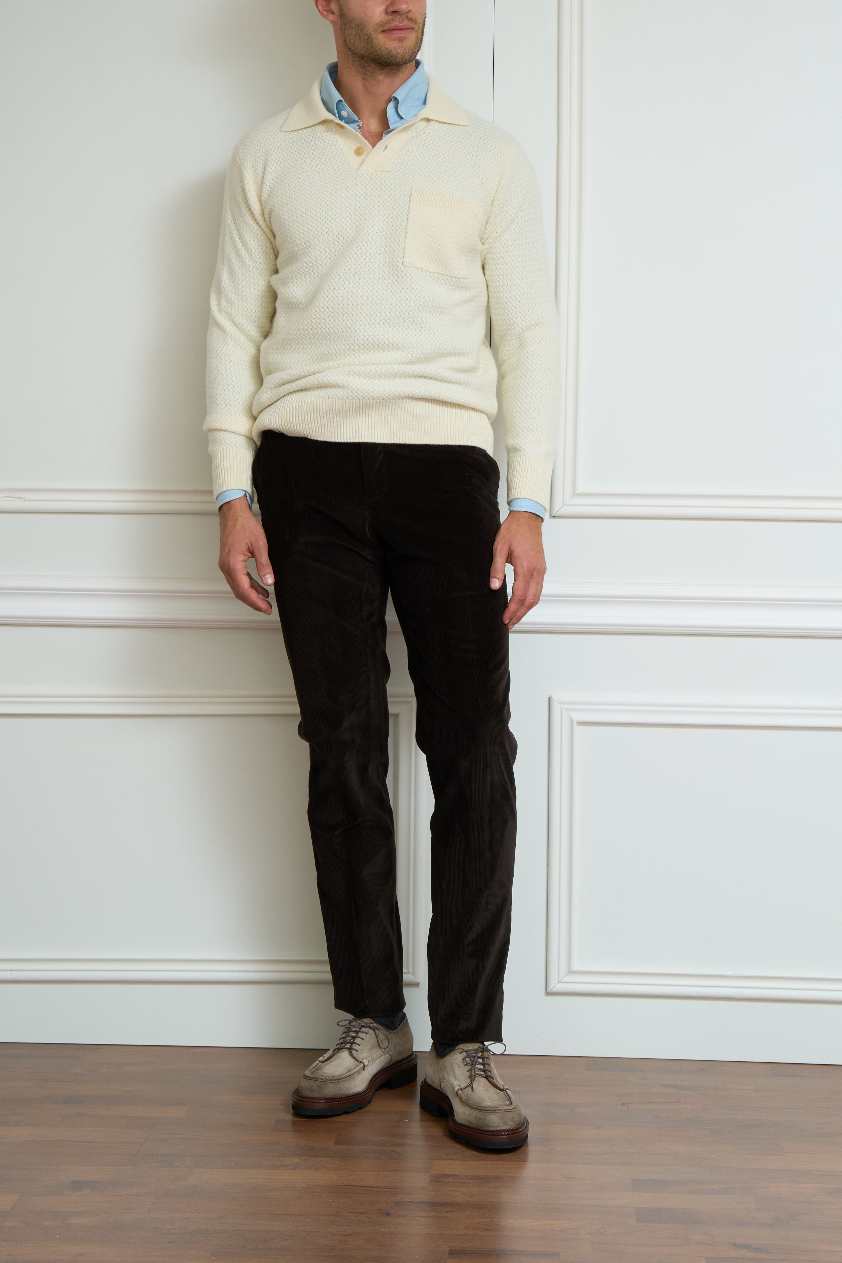 Corduroy trousers in brown
