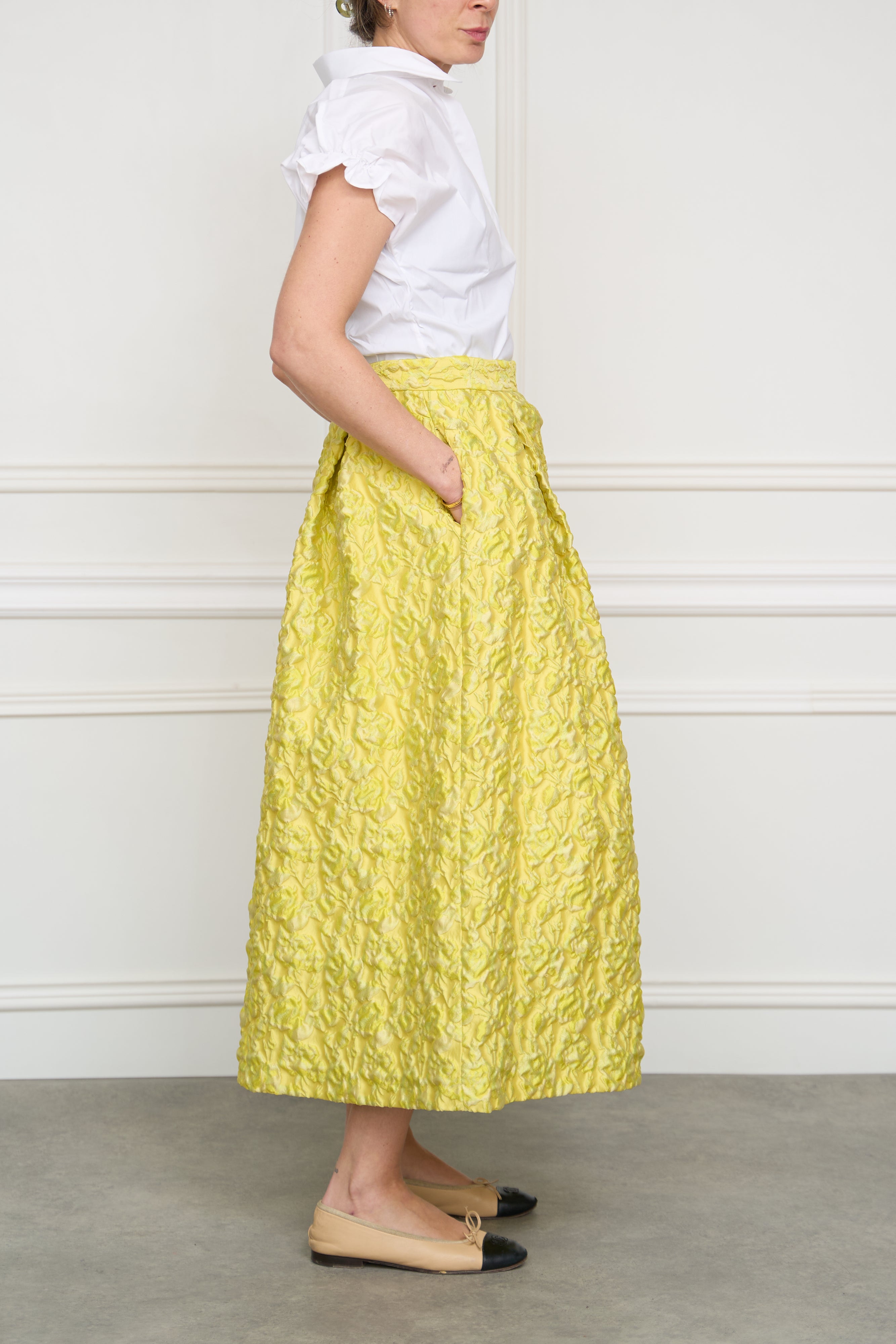 Patterned midi skirt in blue/white