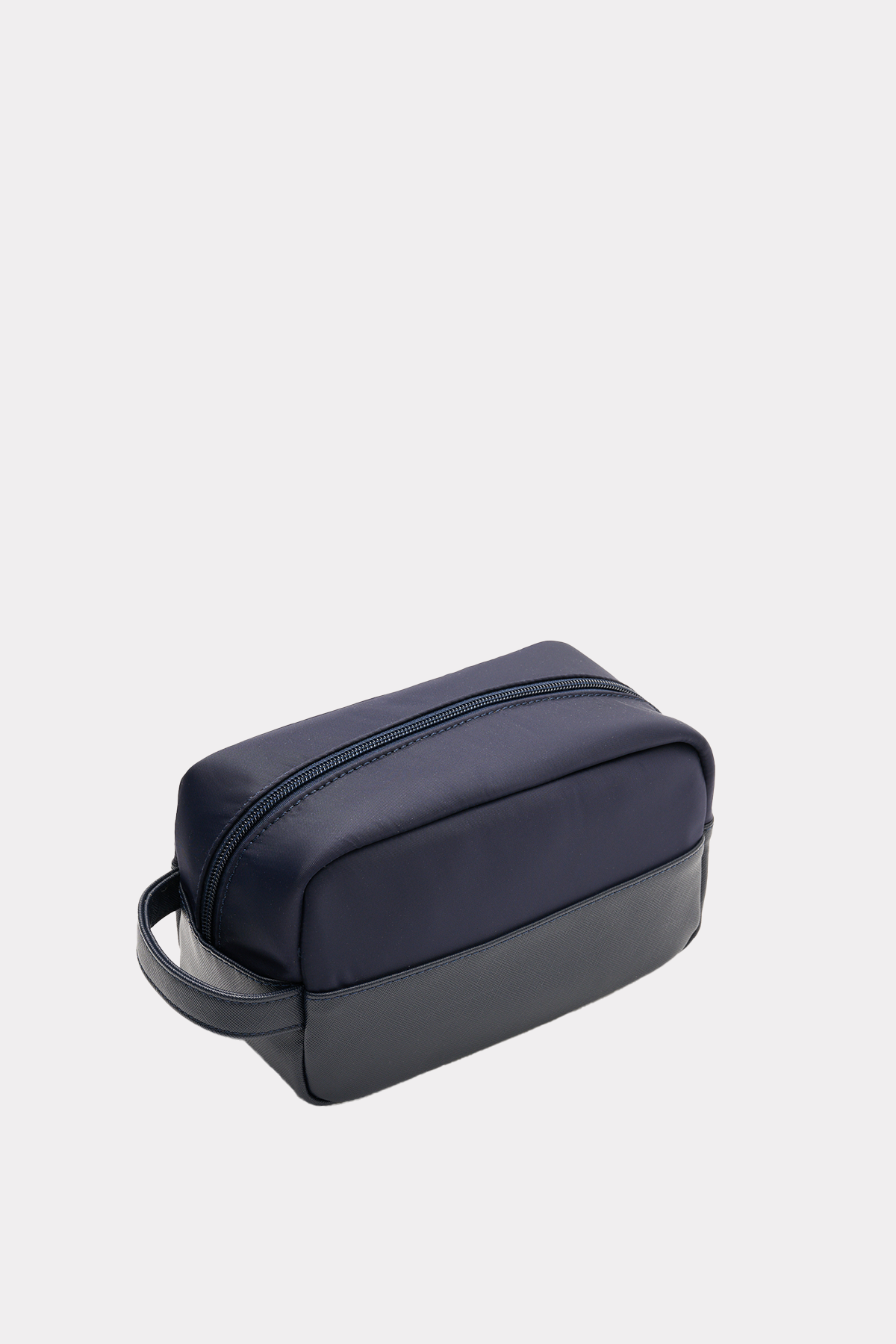 Travel washbag in navy